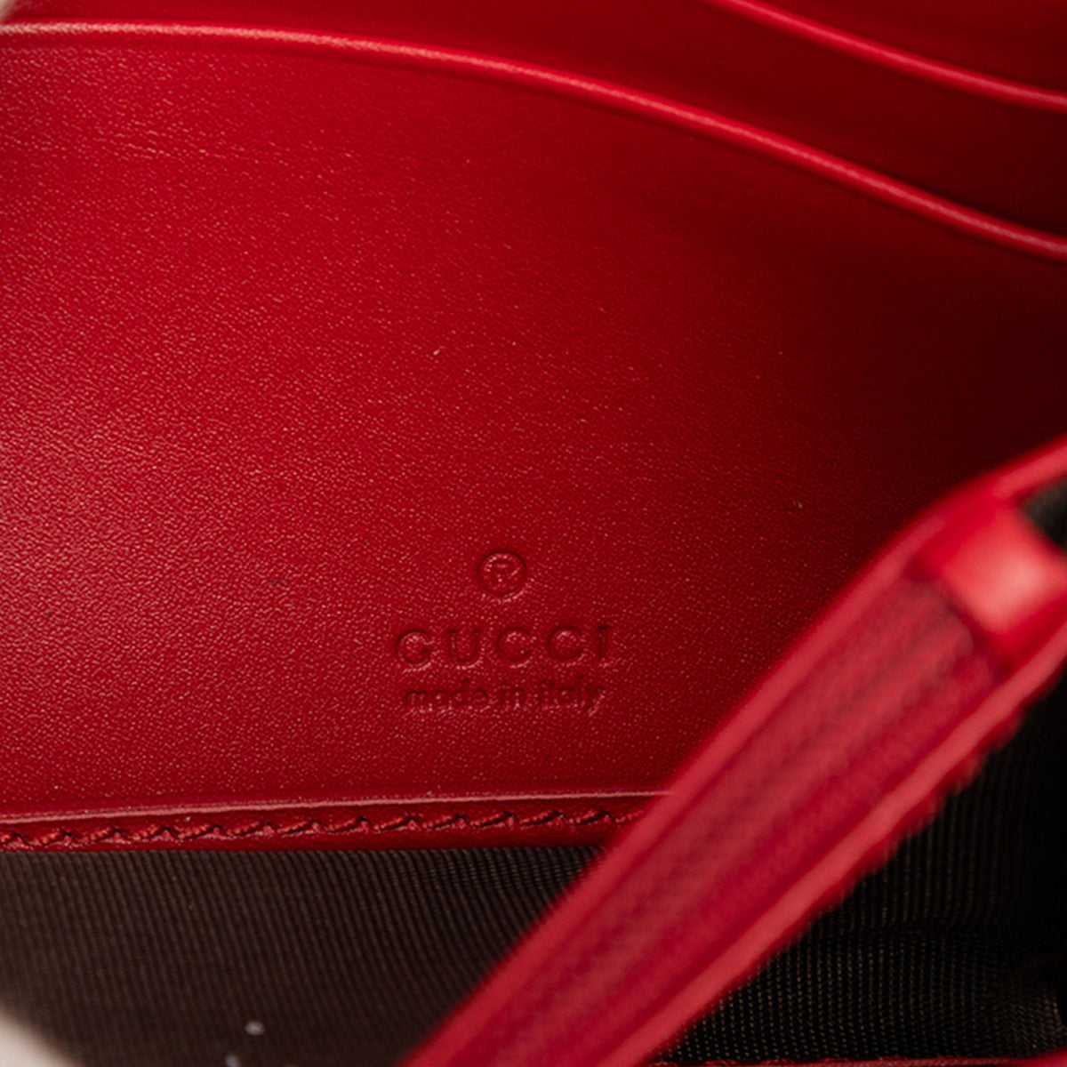 Gucci Guccissima Padlock Wallet On Chain — Red