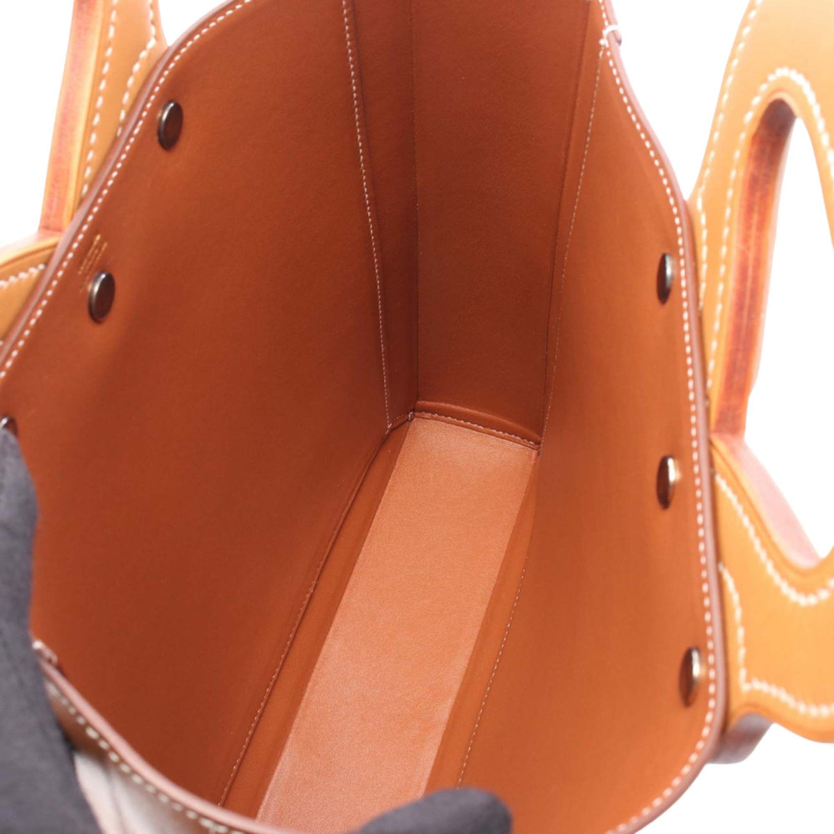 Hermès Leather Handbag — Brown