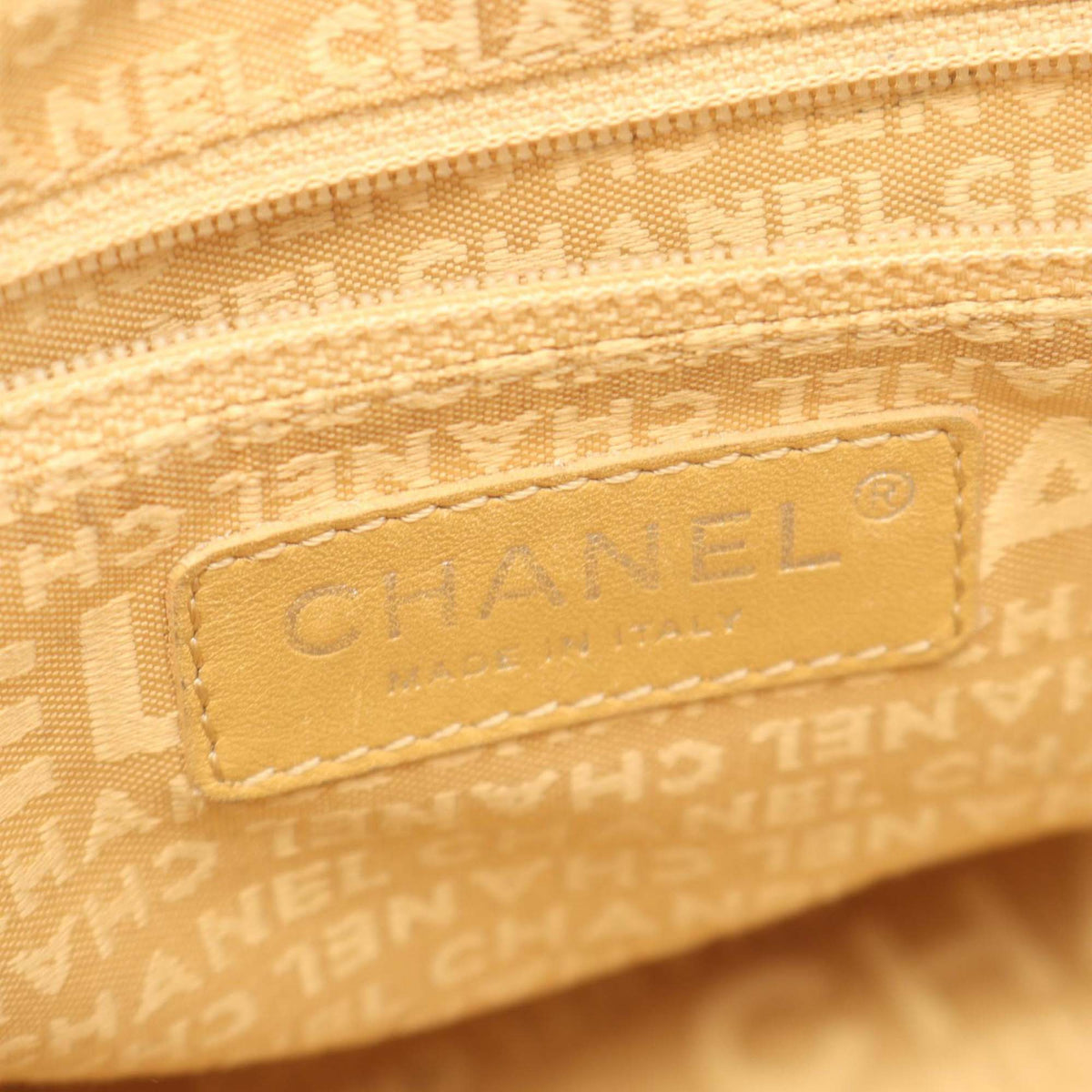 Chanel Grained Calfskin Handbag