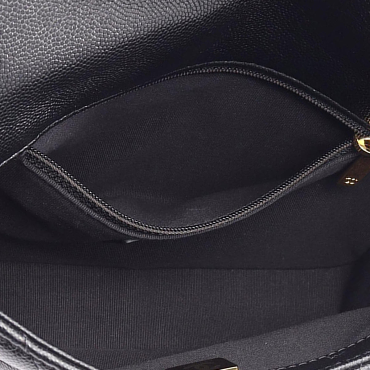 Chanel CC Quilted Caviar Single Flap