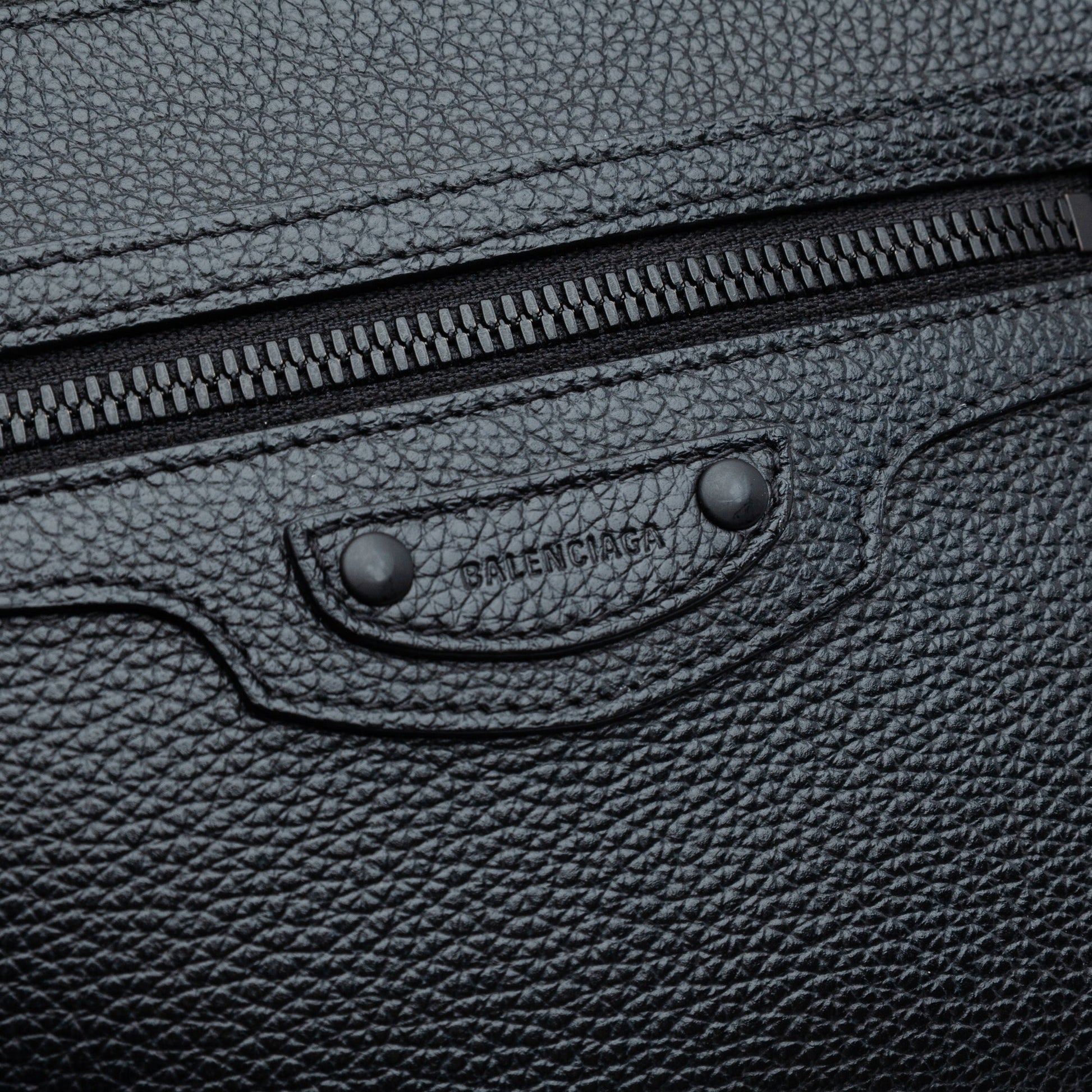 Balenciaga Grained Calfskin Neo Classic Zip Around Crossbody