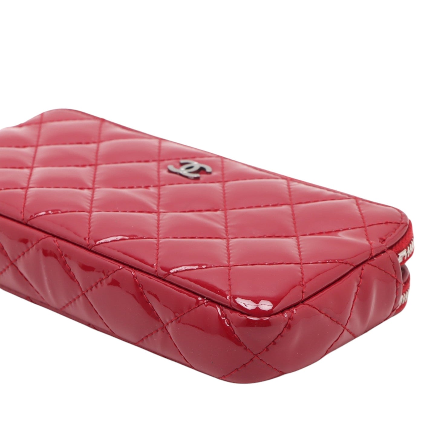 Chanel CC Quilted Patent Double Zip Clutch With Chain