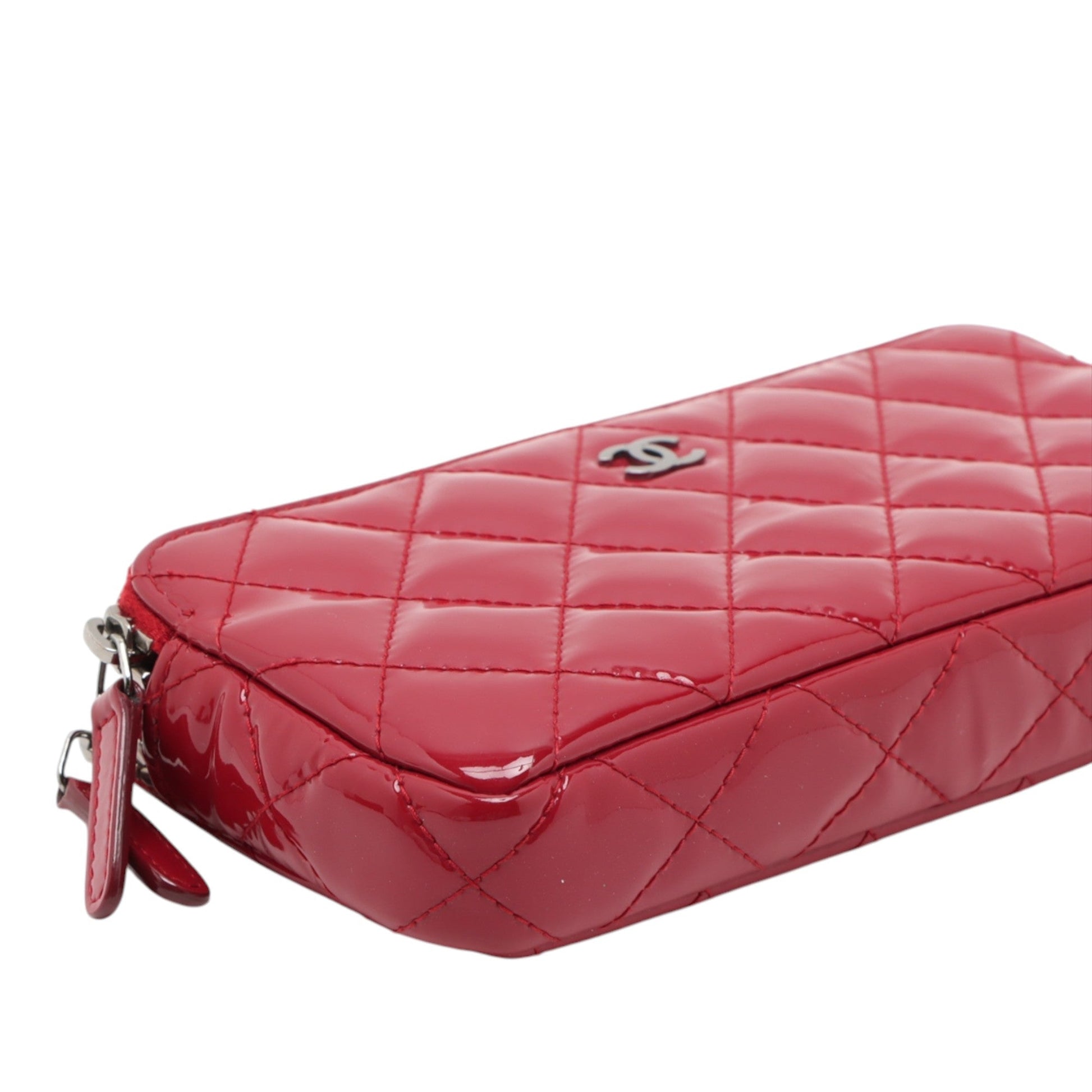 Chanel CC Quilted Patent Double Zip Clutch With Chain