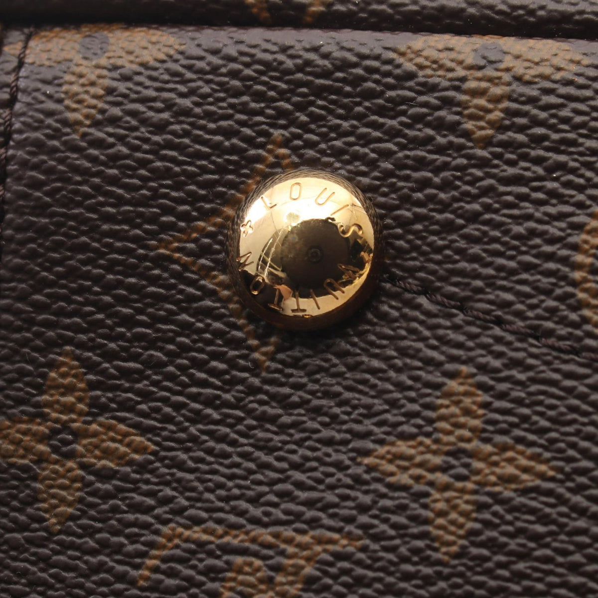 Louis Vuitton Monogram Pallas MM