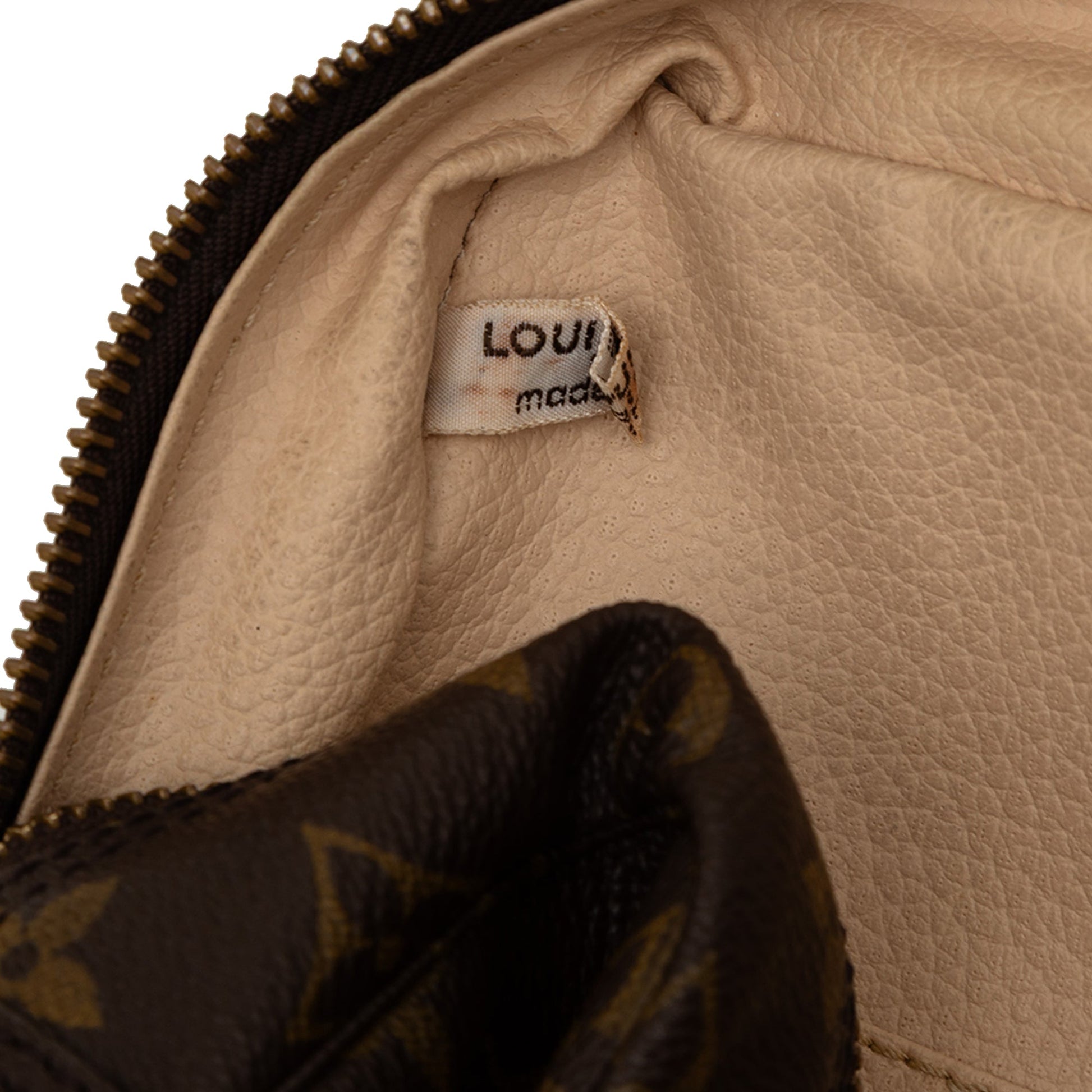 Louis Vuitton Monogram Trousse Toilette 28