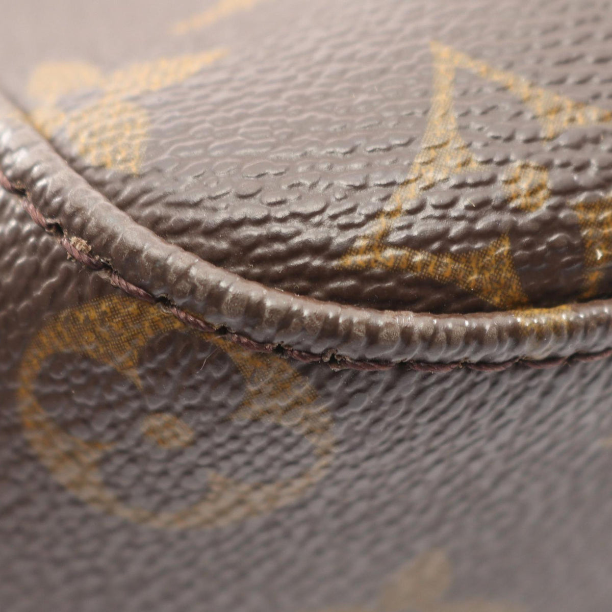 Louis Vuitton Monogram Looping GM