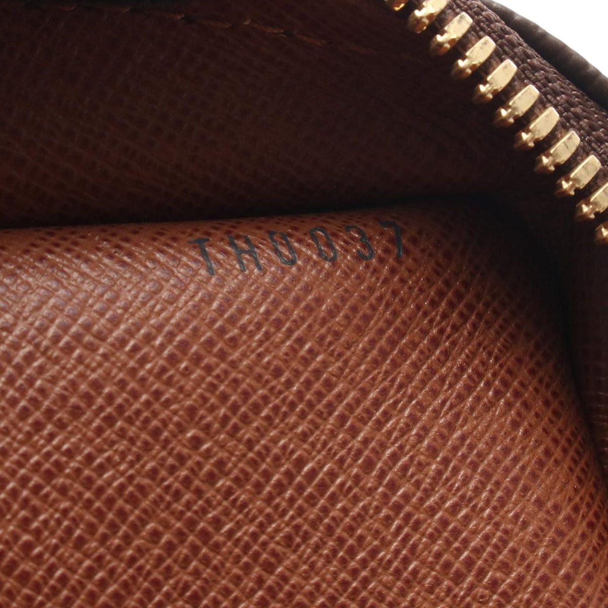Louis Vuitton Monogram Porte Documents Voyage