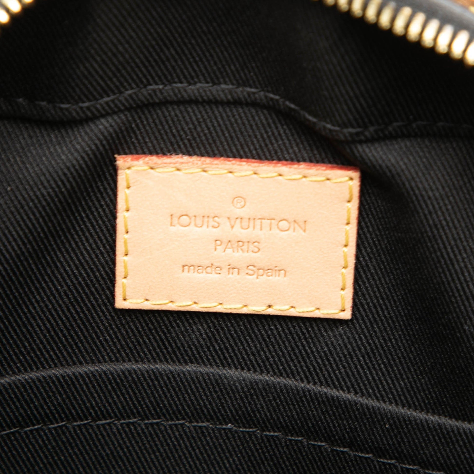 Louis Vuitton Monogram Vernis Santa Monica Camera Bag