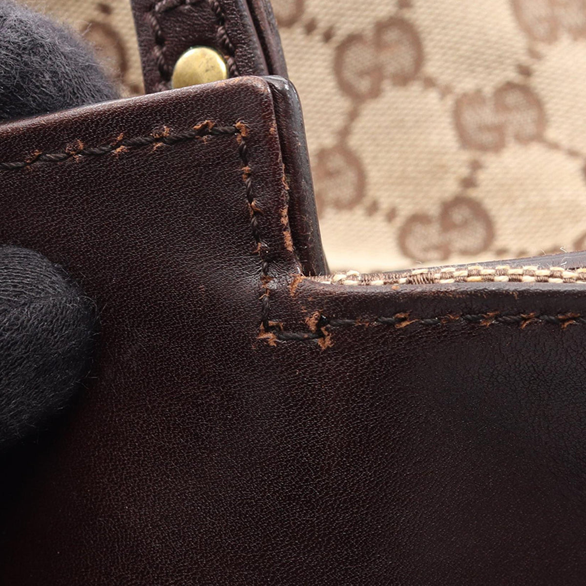 Gucci GG Canvas Tote — Beige