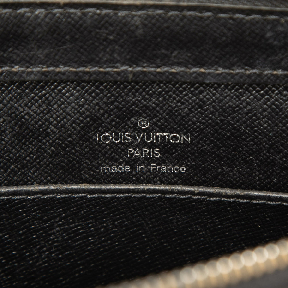 Louis Vuitton Taiga Pochette Baikal