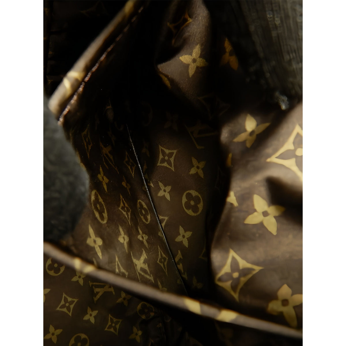 Louis Vuitton Monogram Shearling LV Ski Backpack — Beige