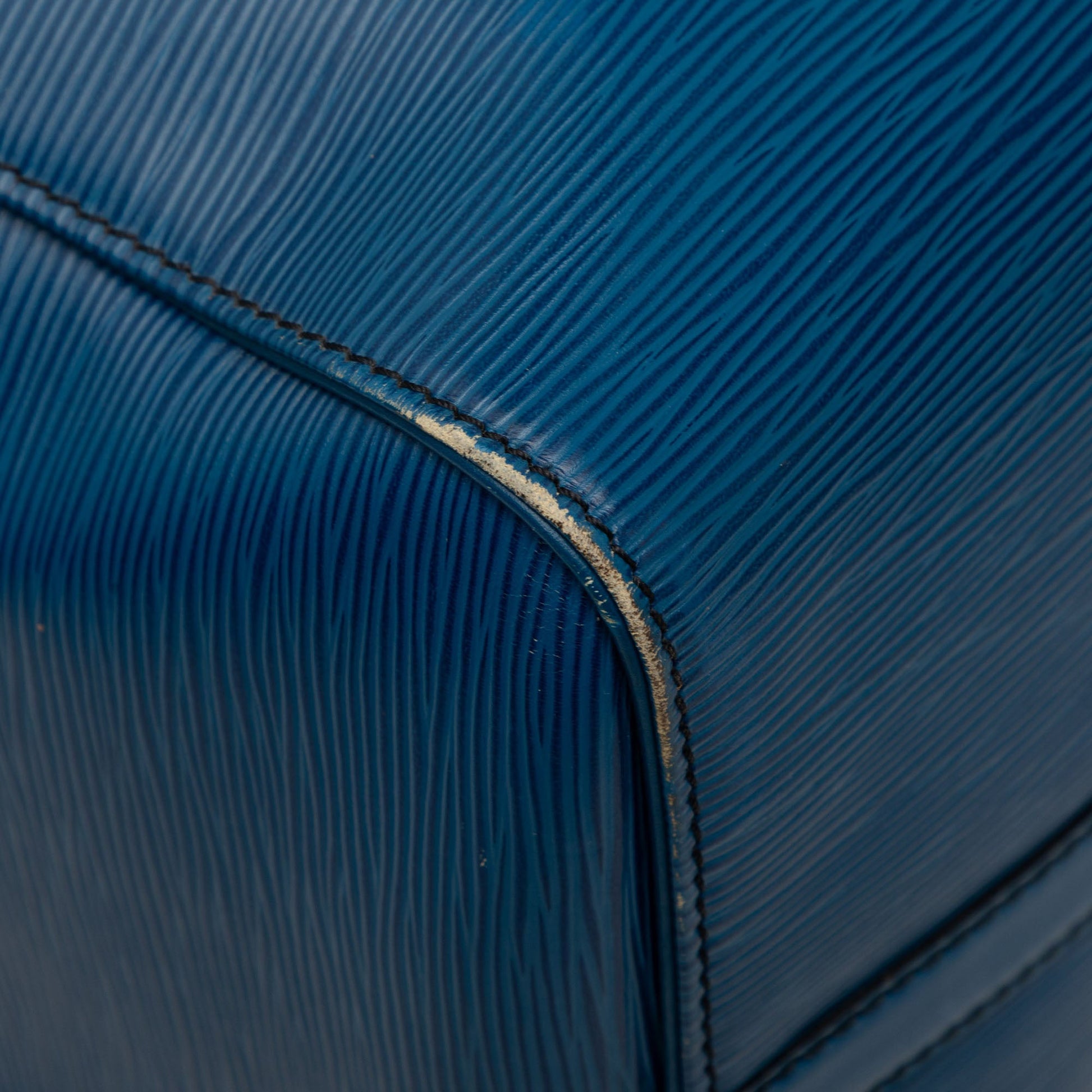 Louis Vuitton Epi Keepall 50