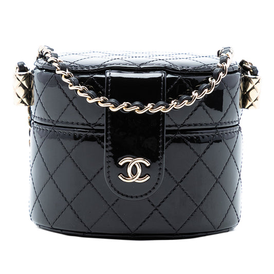 Chanel CC Quilted Patent Vanity Case with Chain