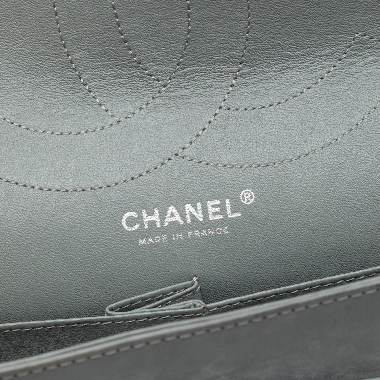 Chanel Bicolor Caviar and Iridescent Calfskin Reissue 2.55 Double Flap 226