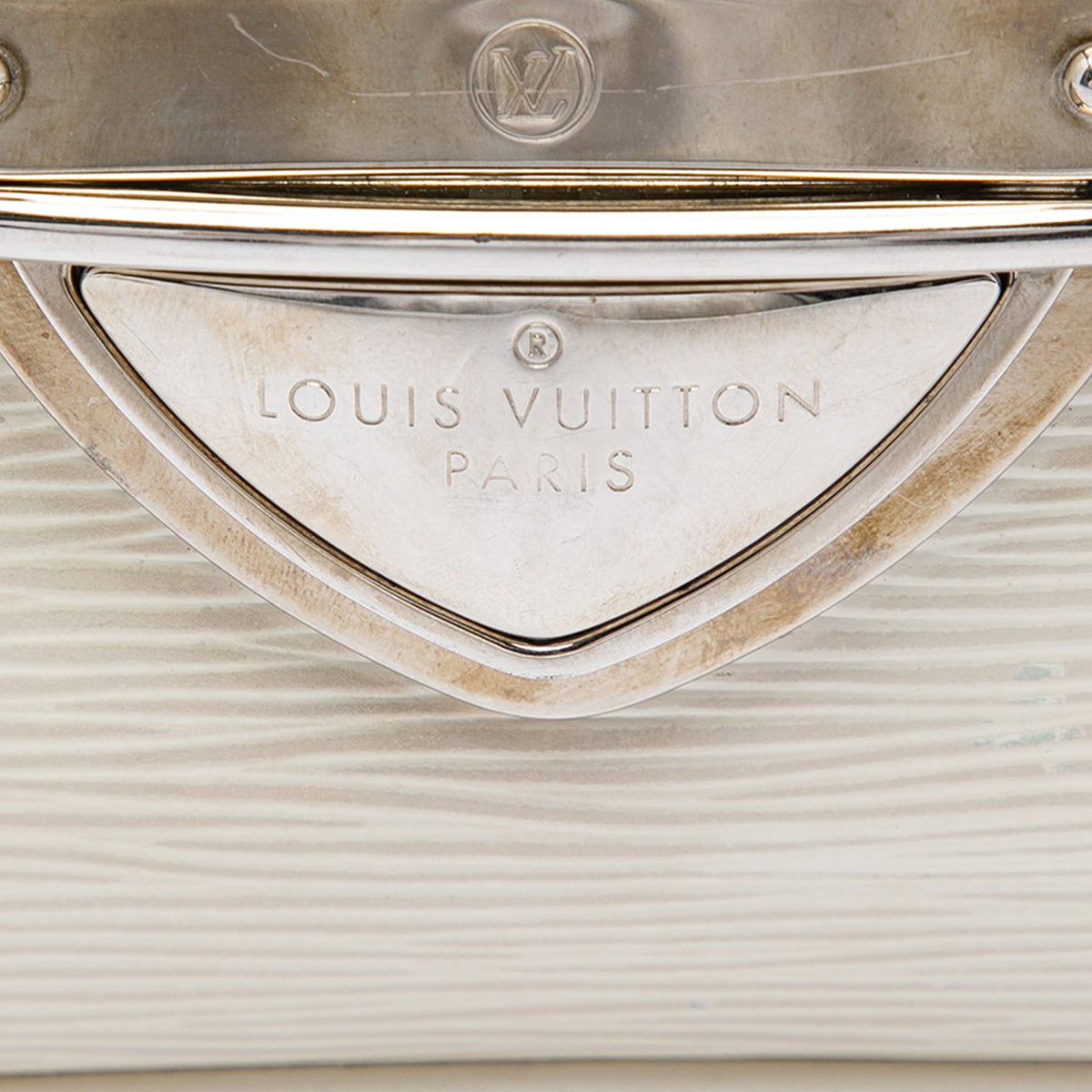 Louis Vuitton Epi Pochette Montaigne