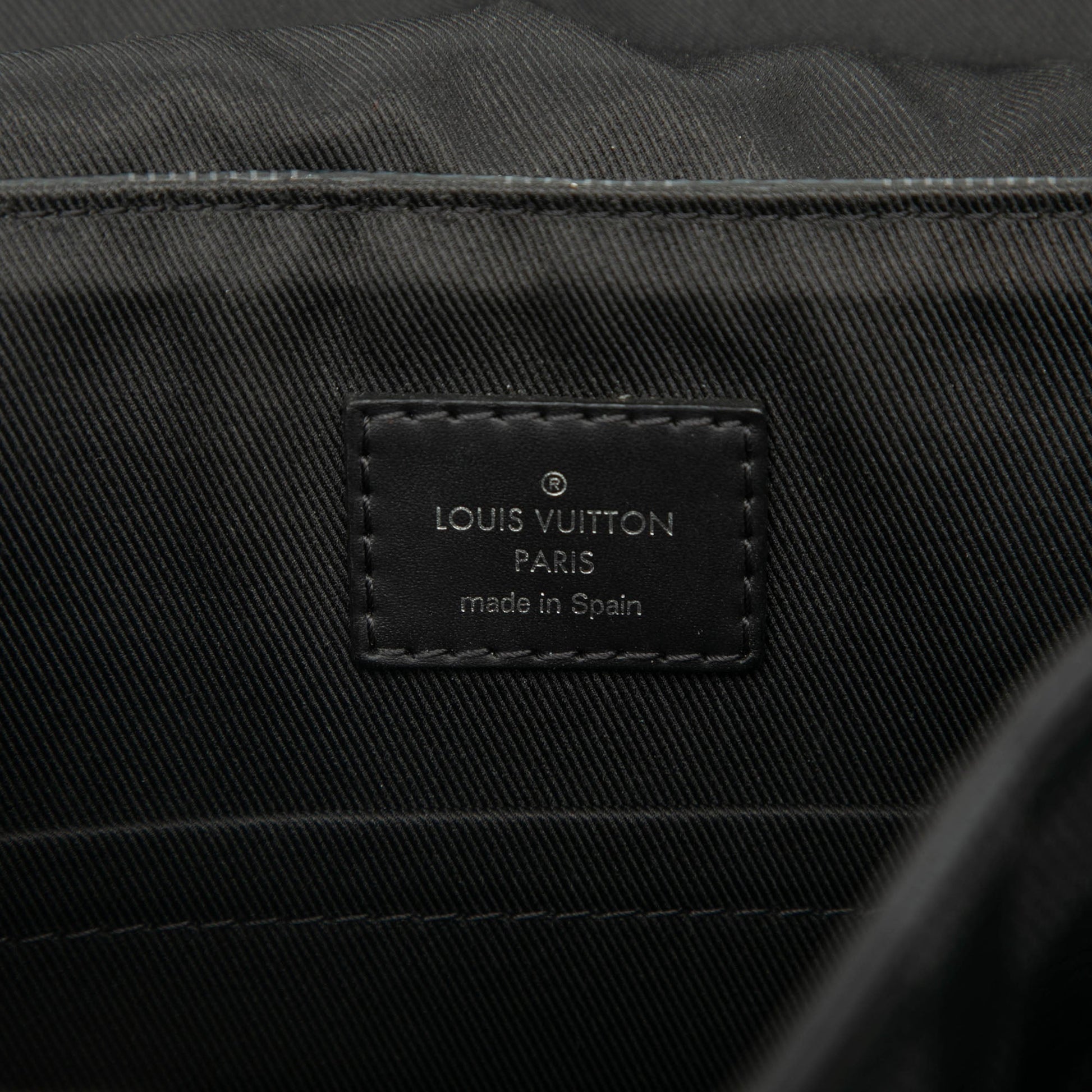 Louis Vuitton Damier Graphite District PM