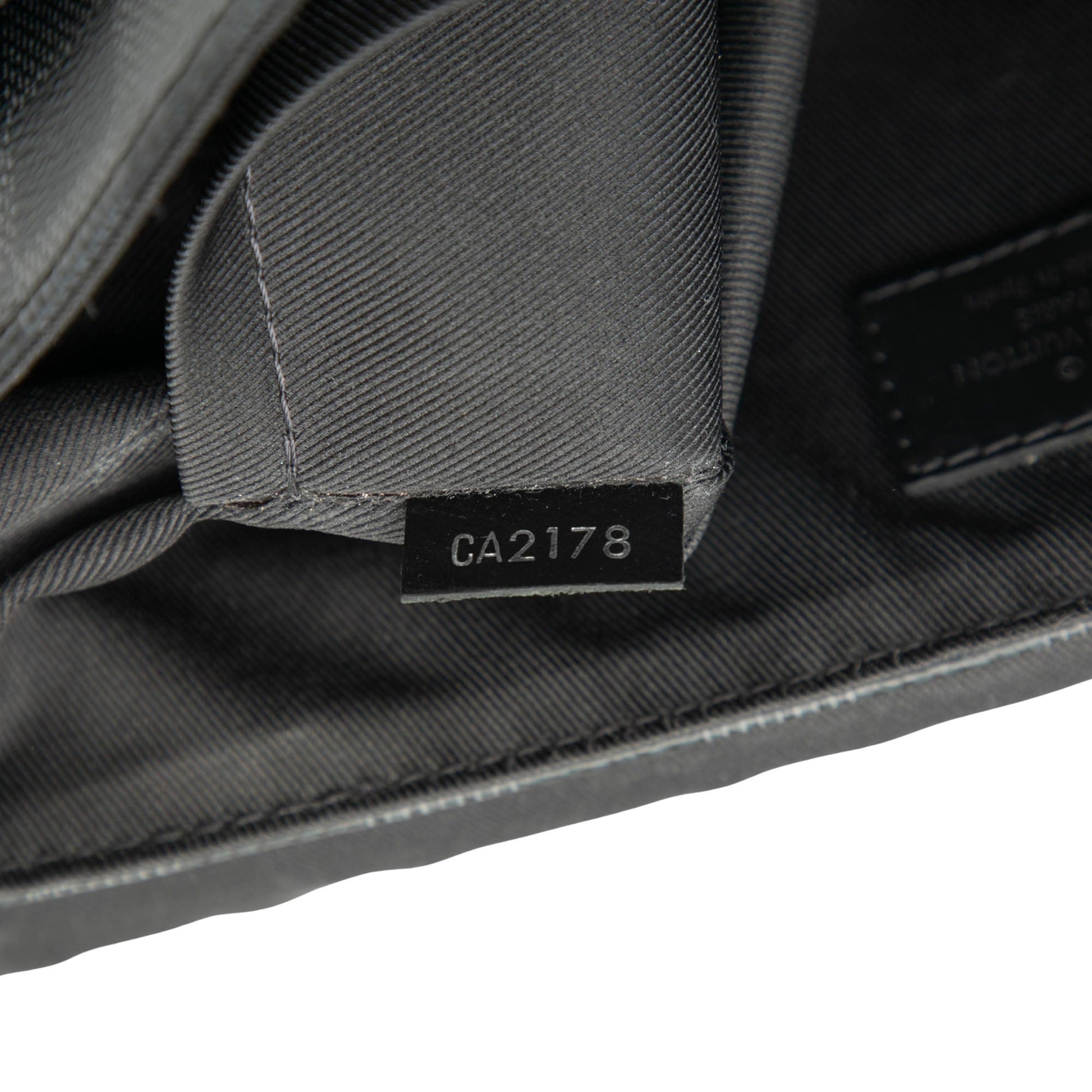 Louis Vuitton Damier Graphite District PM