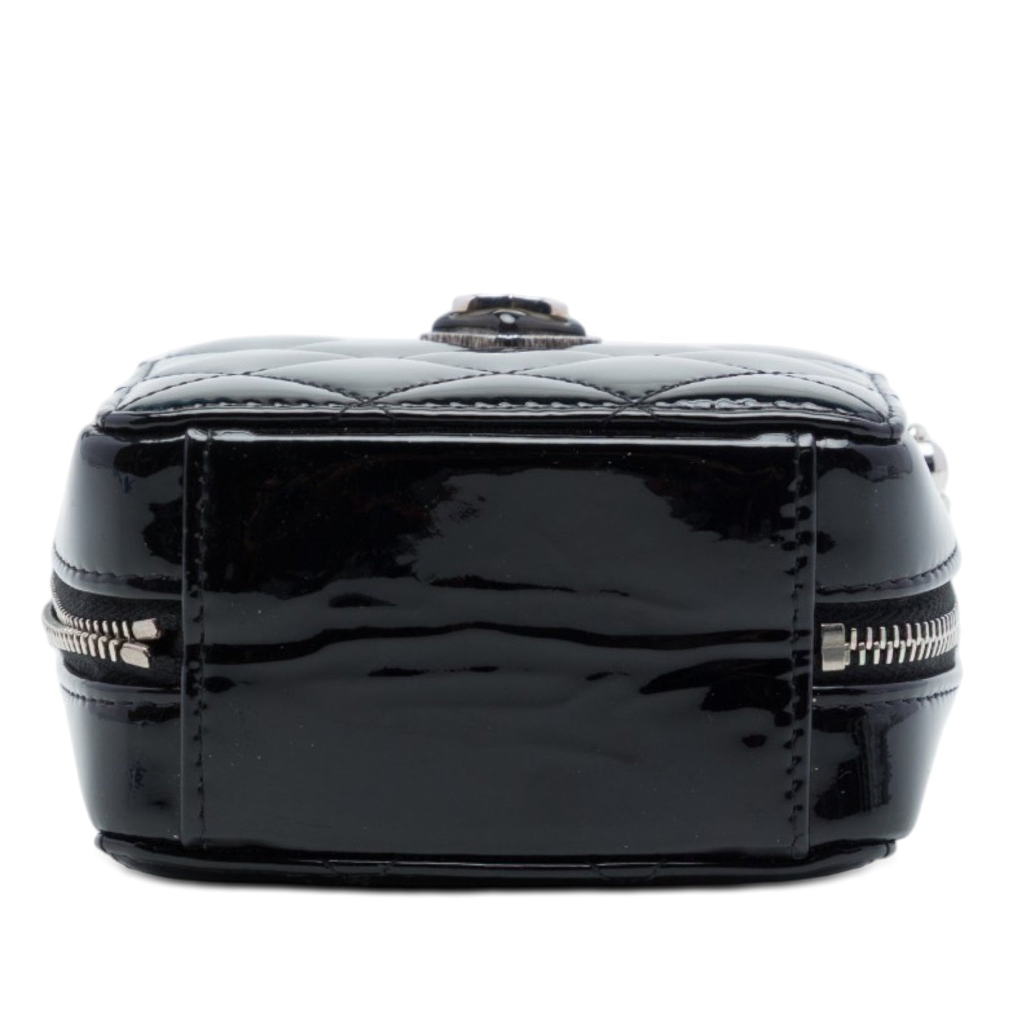 Chanel CC Quilted Patent Diamond Resin Clutch With Chain