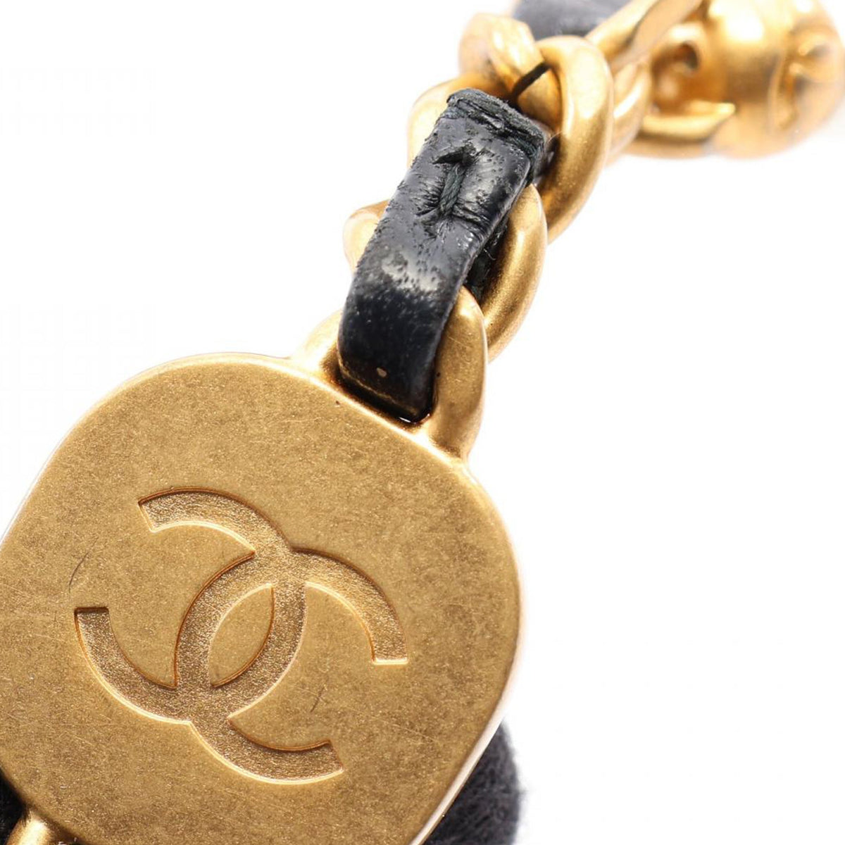 Chanel Quilted Lambskin Pearl Medallion Flap — Black