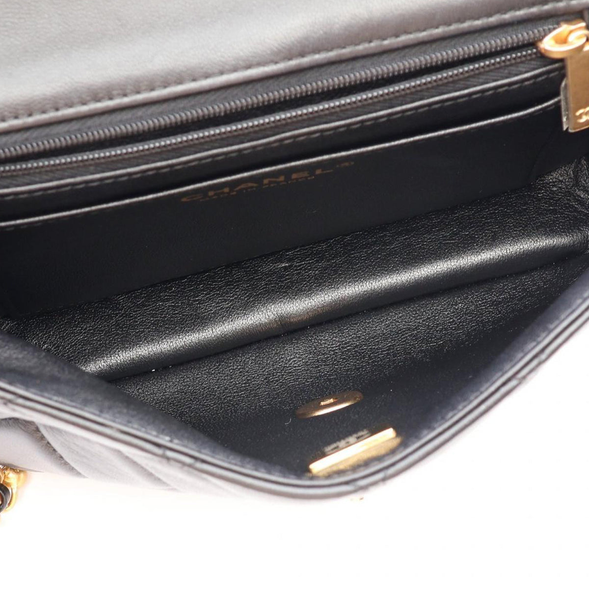 Chanel Quilted Lambskin Pearl Medallion Flap — Black