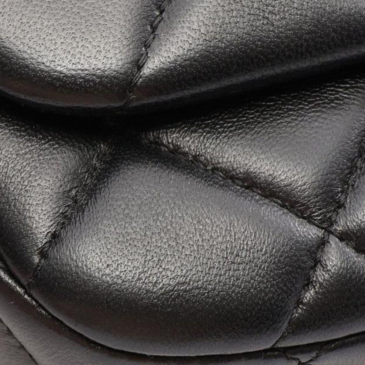 Chanel Quilted Lambskin Pearl Medallion Flap — Black