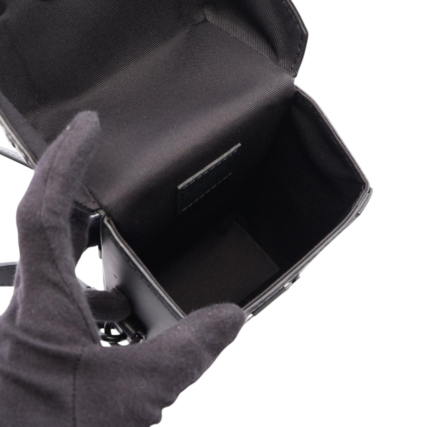 Louis Vuitton Taurillon Vertical Trunk Wearable Wallet