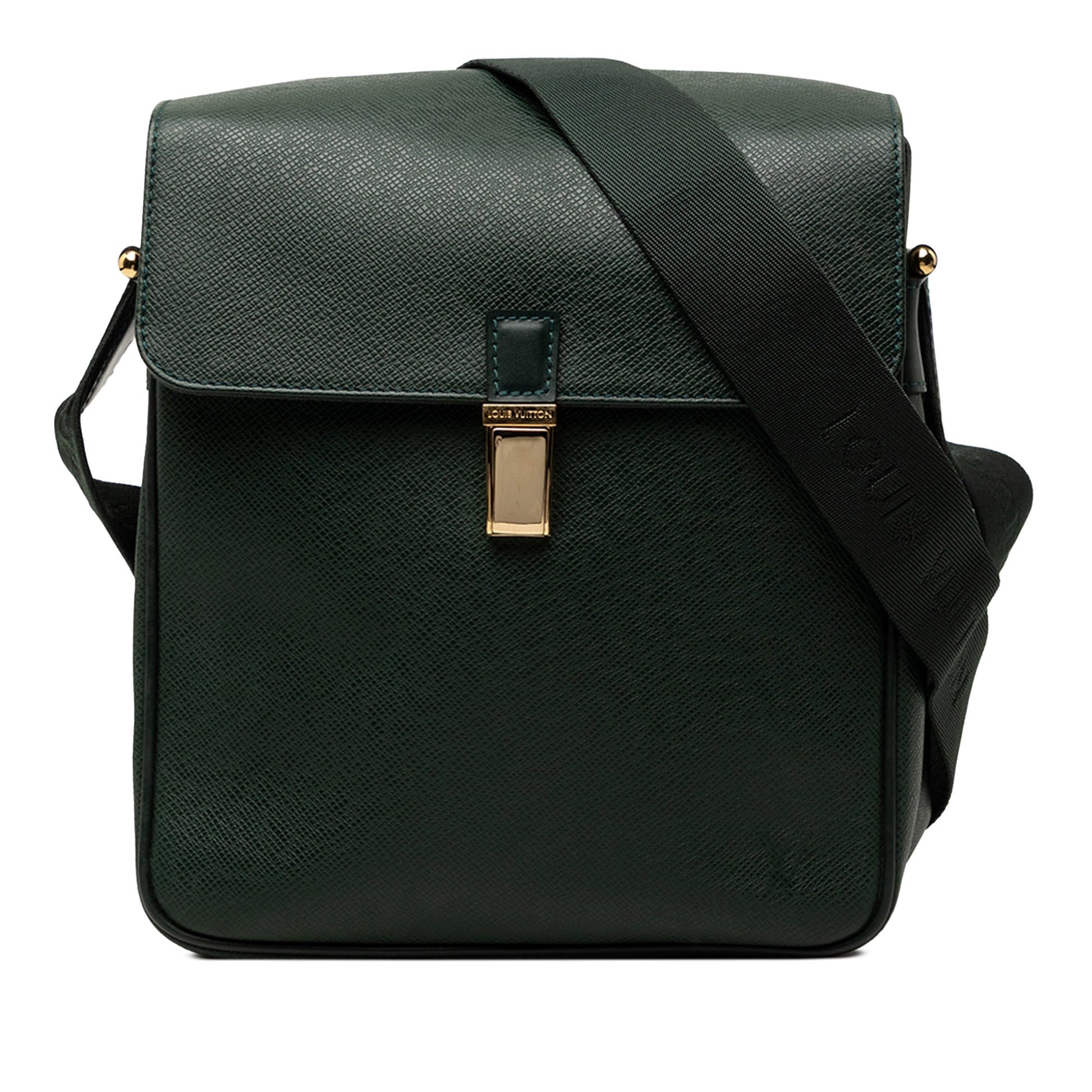 Louis Vuitton Taiga Yaranga