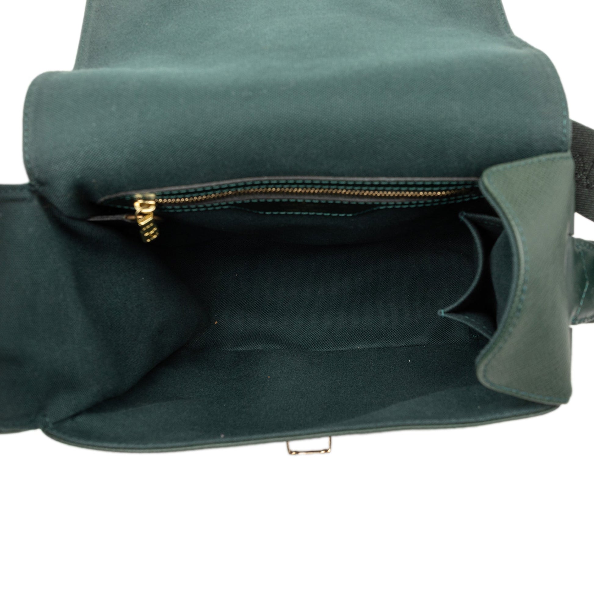 Louis Vuitton Taiga Yaranga
