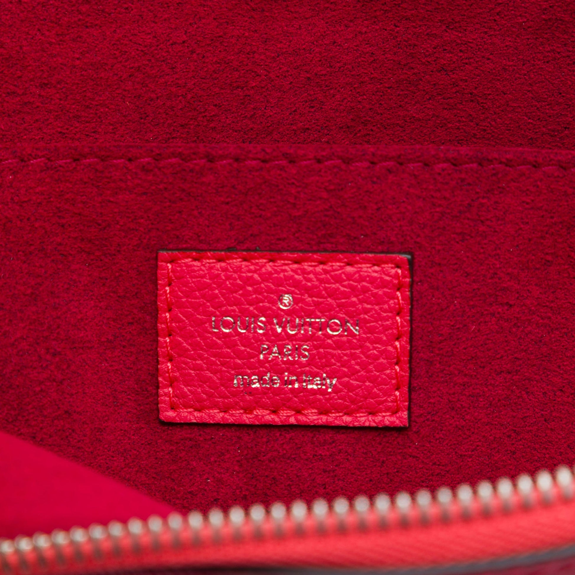 Louis Vuitton Taurillon Pochette Jour PM