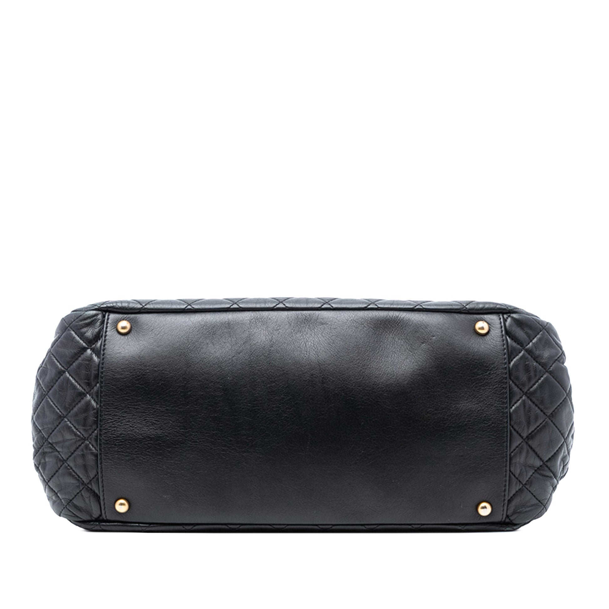 Chanel Medium Quilted Lambskin Reissue 2.55 East West Mademoiselle Accordion Flap