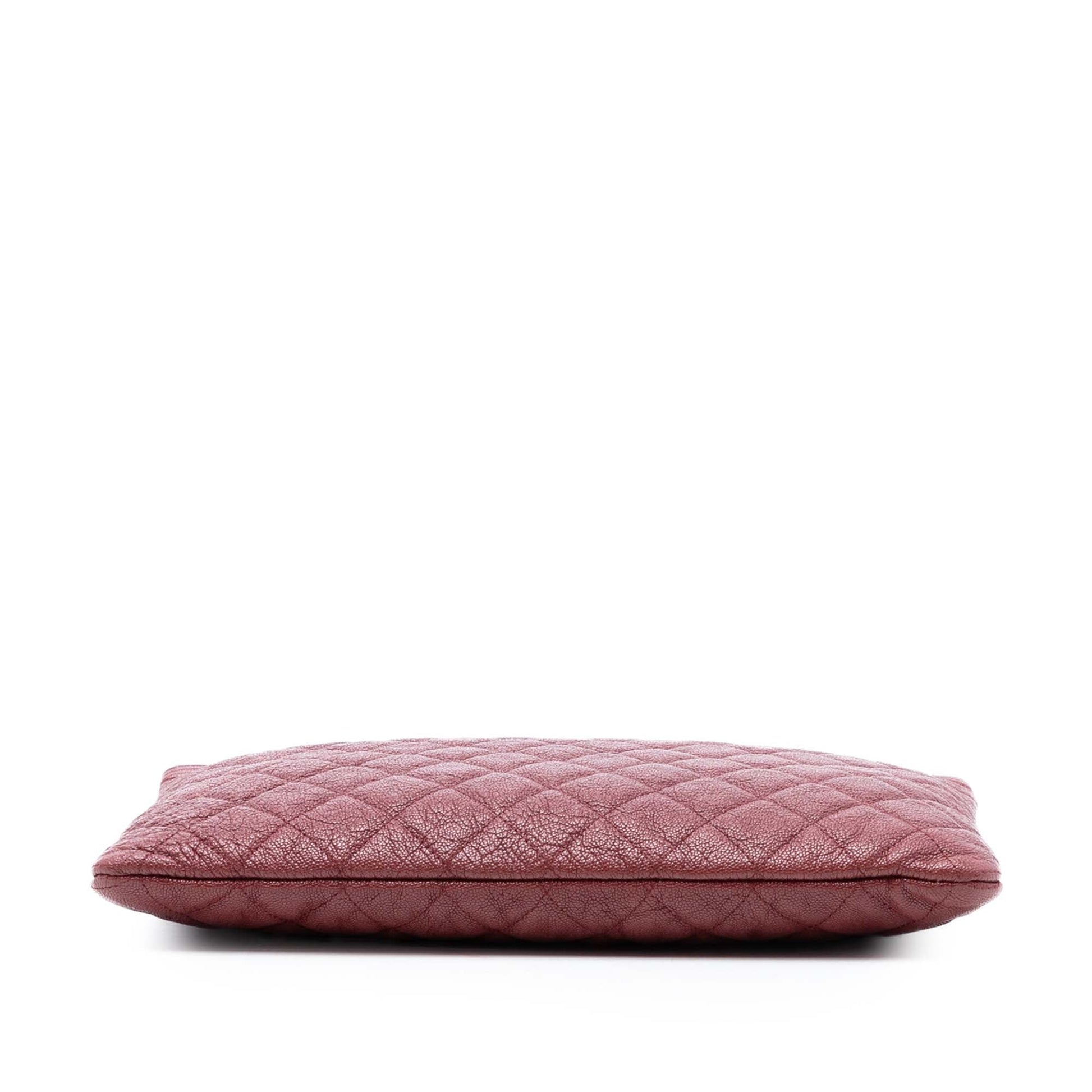 Medium Quilted Caviar Boy O Case Clutch