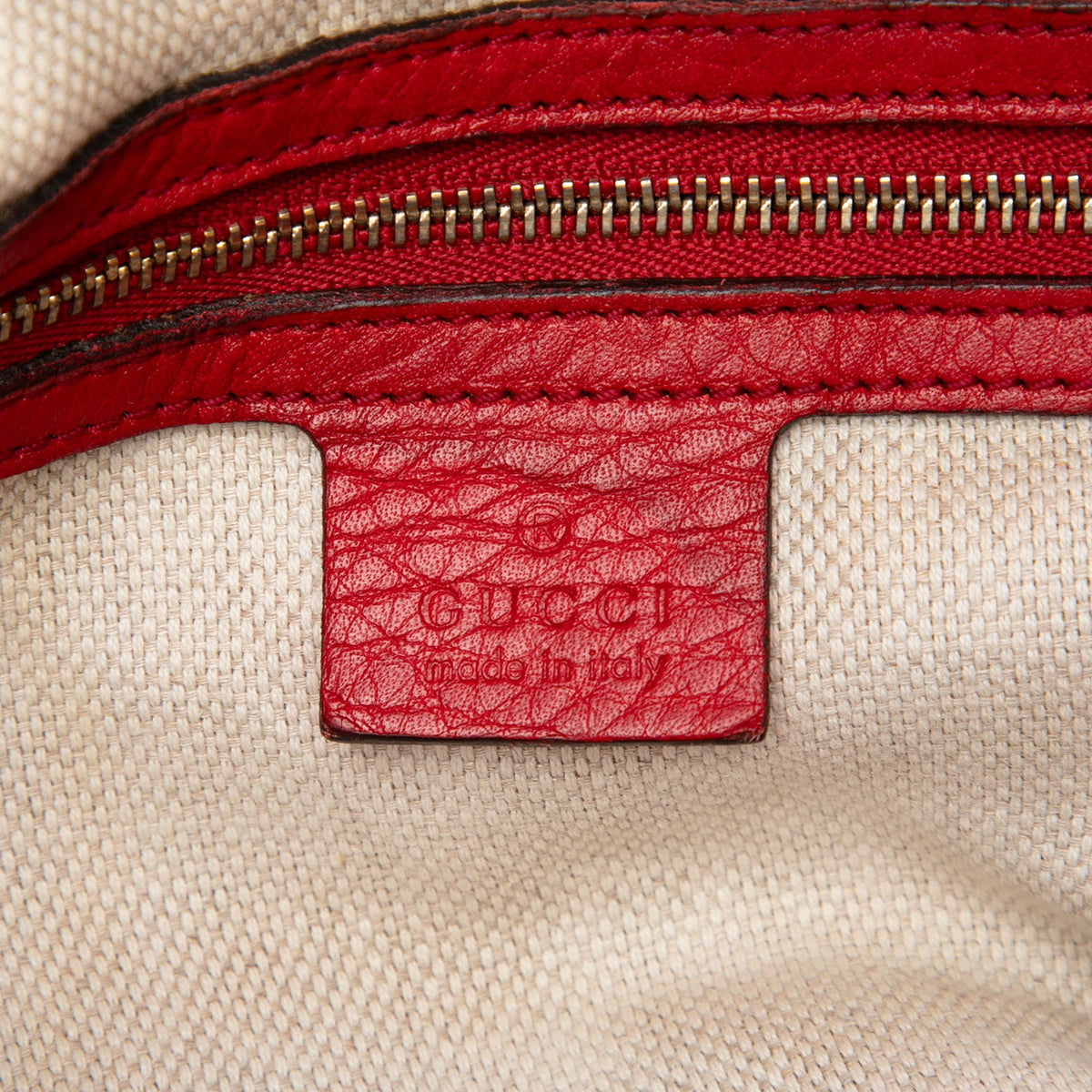 Gucci Calfskin Soho Chain Zip Shoulder Bag — Red