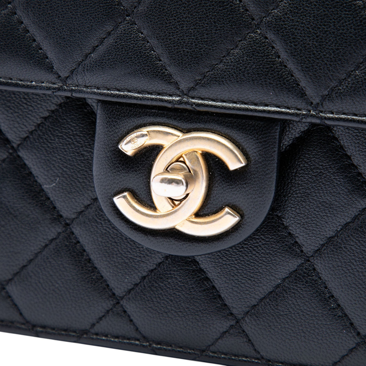 Chanel Small Quilted Lambskin Chic Pearls Flap — Black