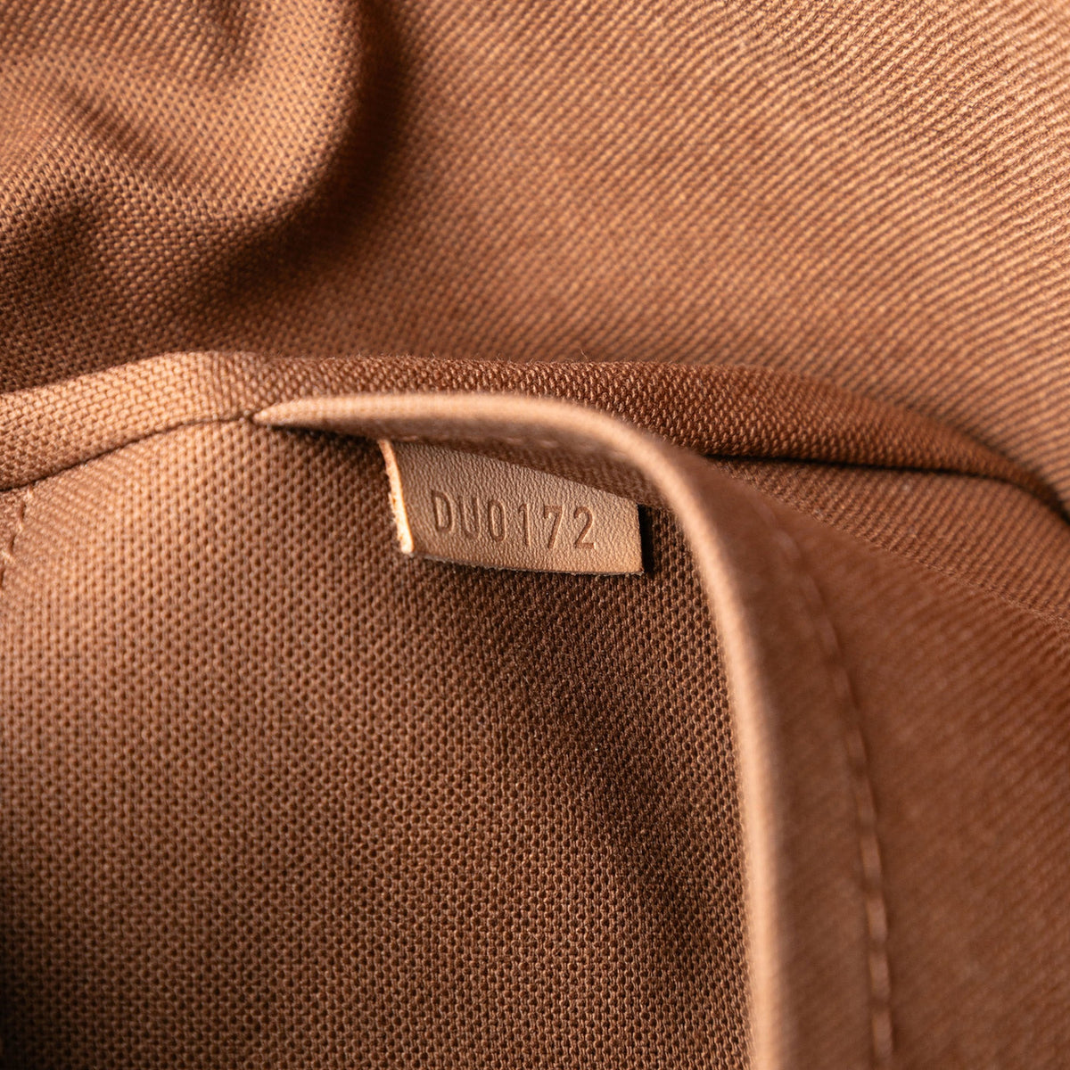 Louis Vuitton Monogram Beaubourg Messenger MM
