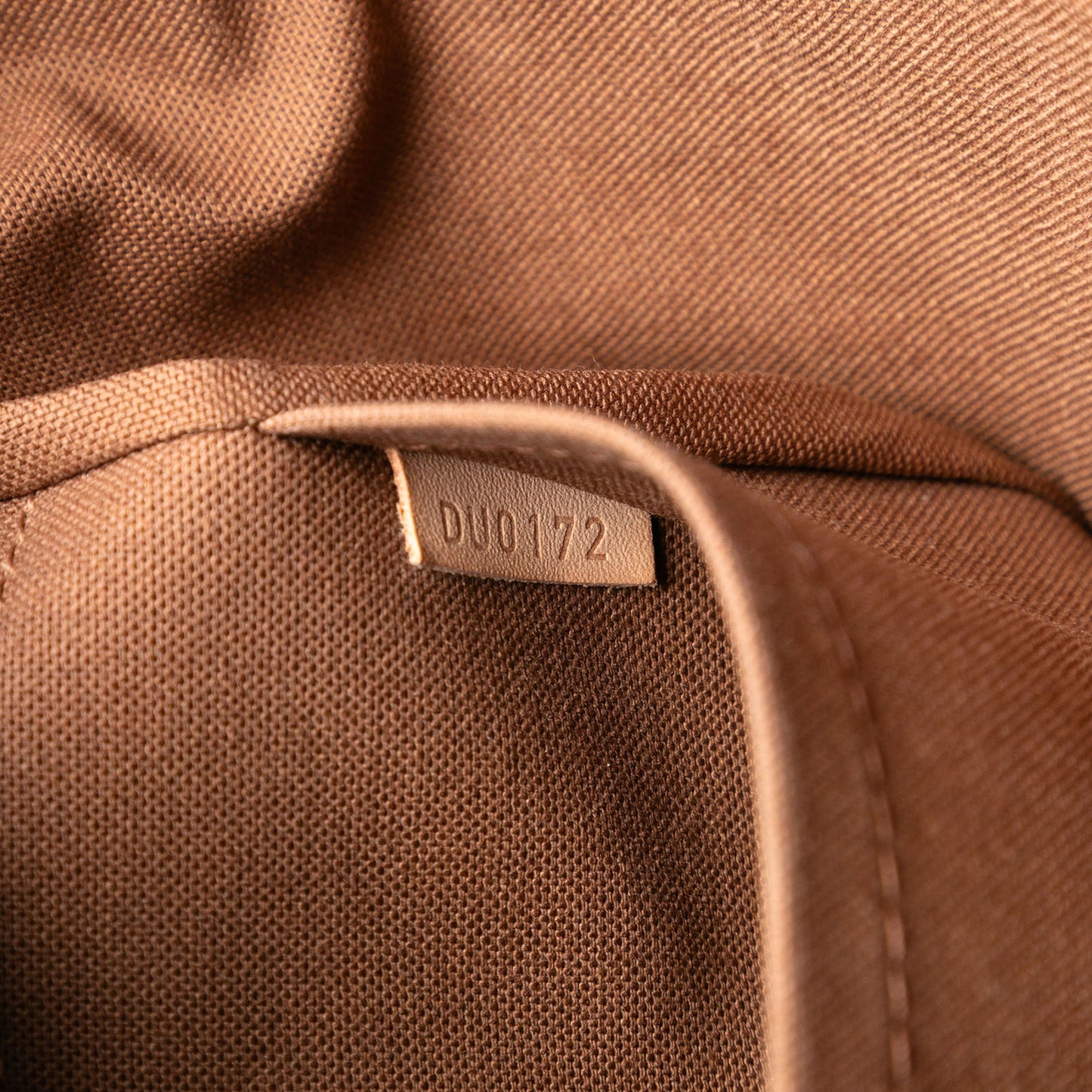 Louis Vuitton Monogram Beaubourg Messenger MM
