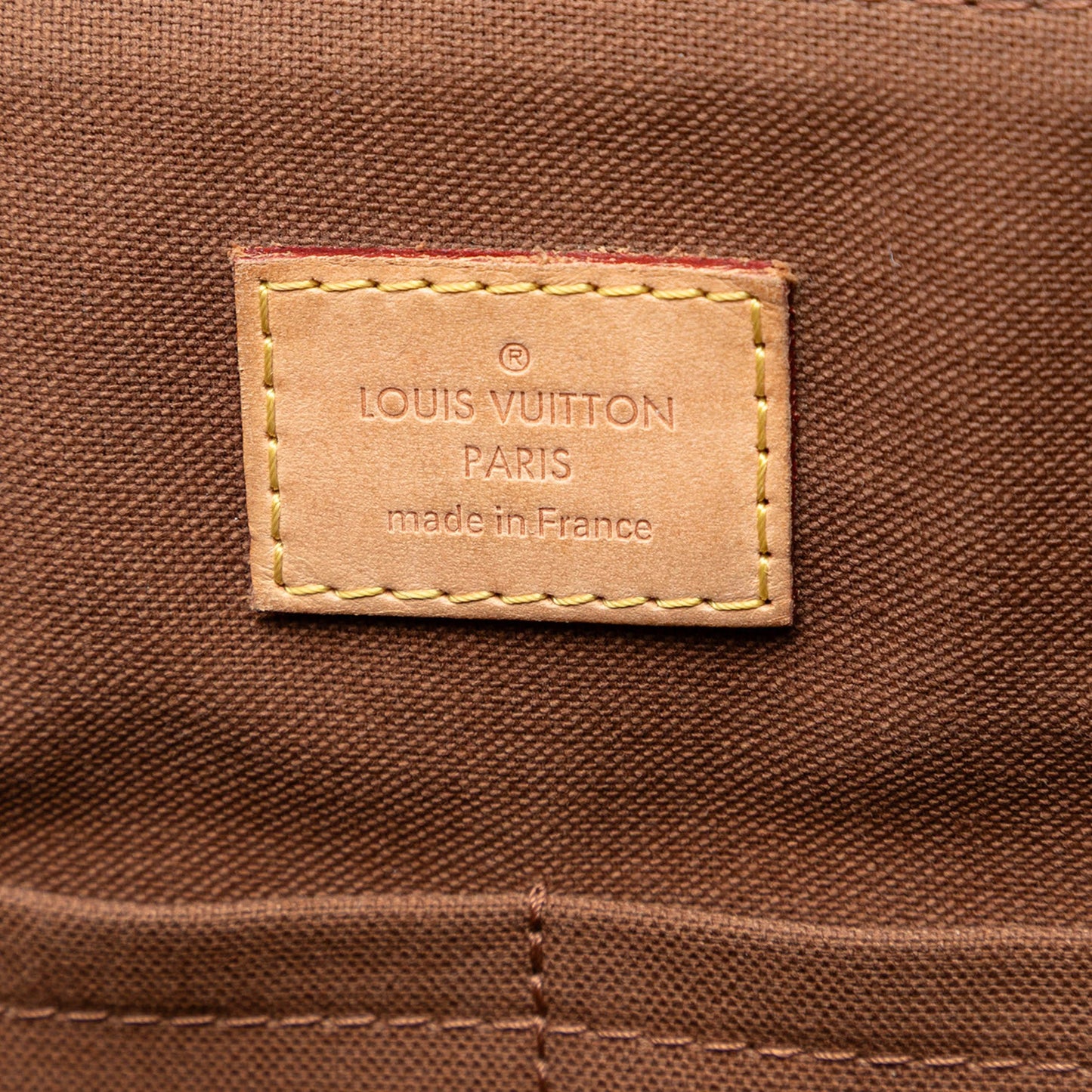 Louis Vuitton Monogram Beaubourg Messenger MM