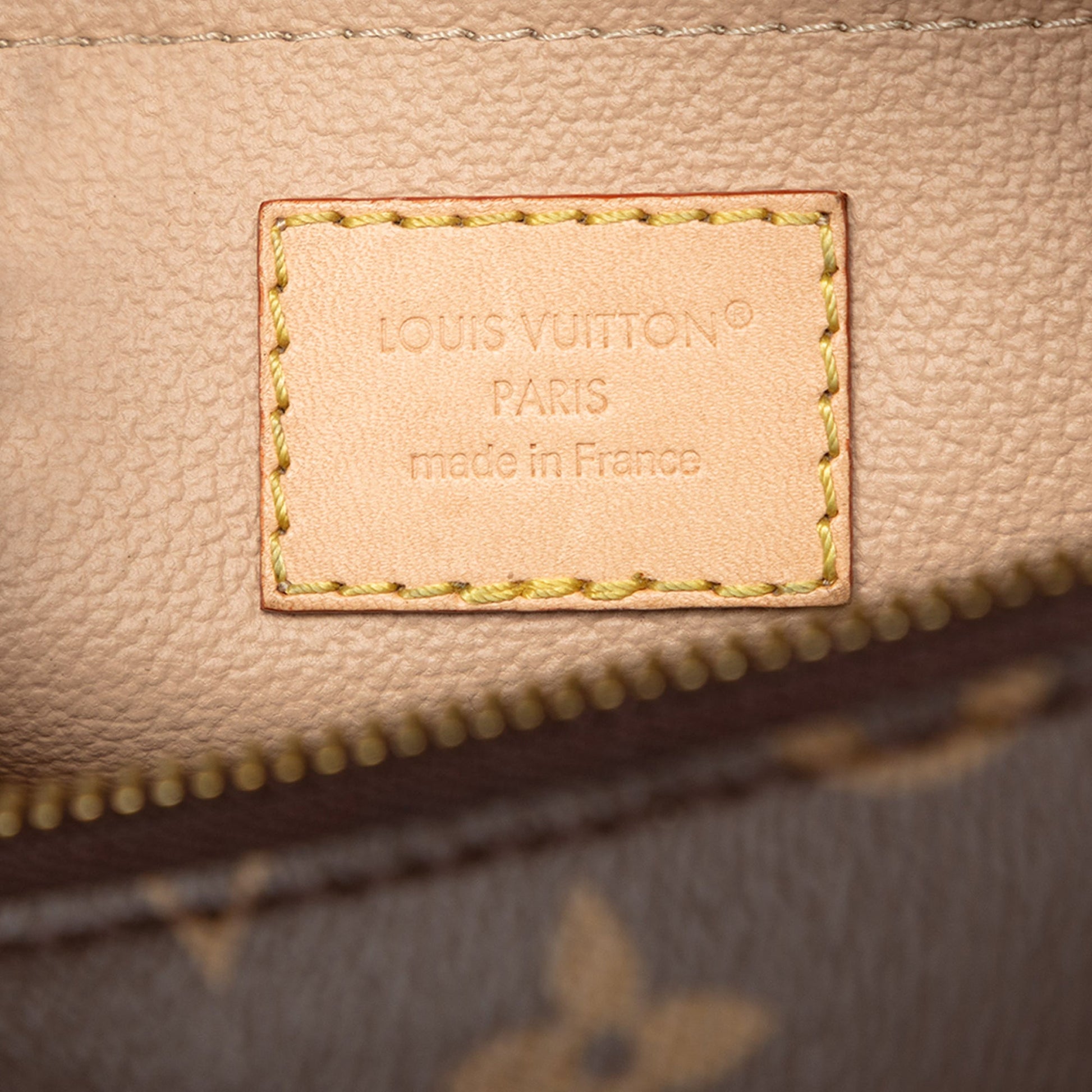 Louis Vuitton Monogram Locker Dopp Kit Clutch