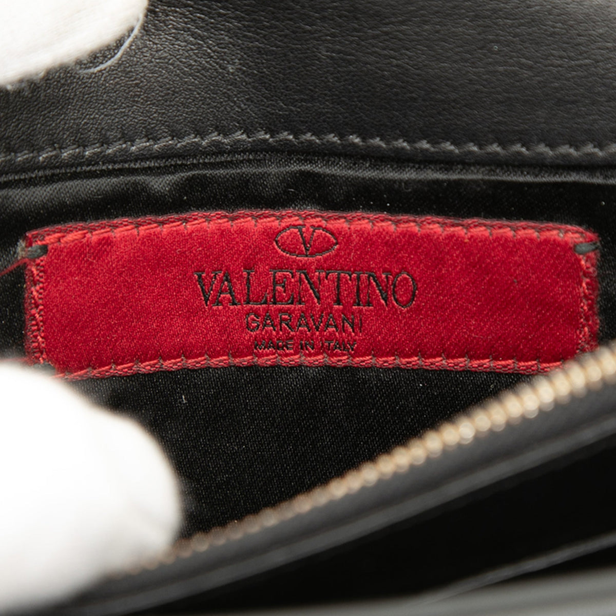 Valentino Leather Rockstud Wallet On Chain — Black