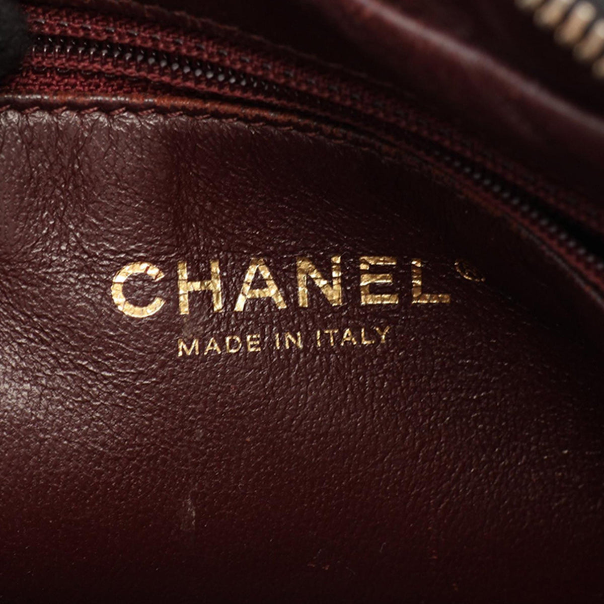 Chanel CC Quilted Lambskin Diamond Camera Bag — Black