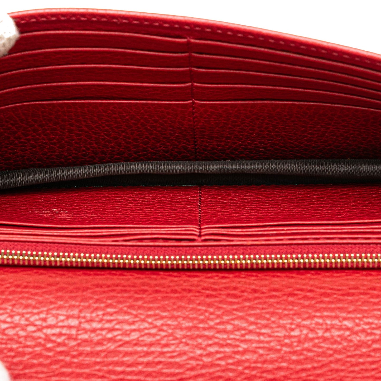 Gucci Leather Interlocking G Dollar Wallet on Chain