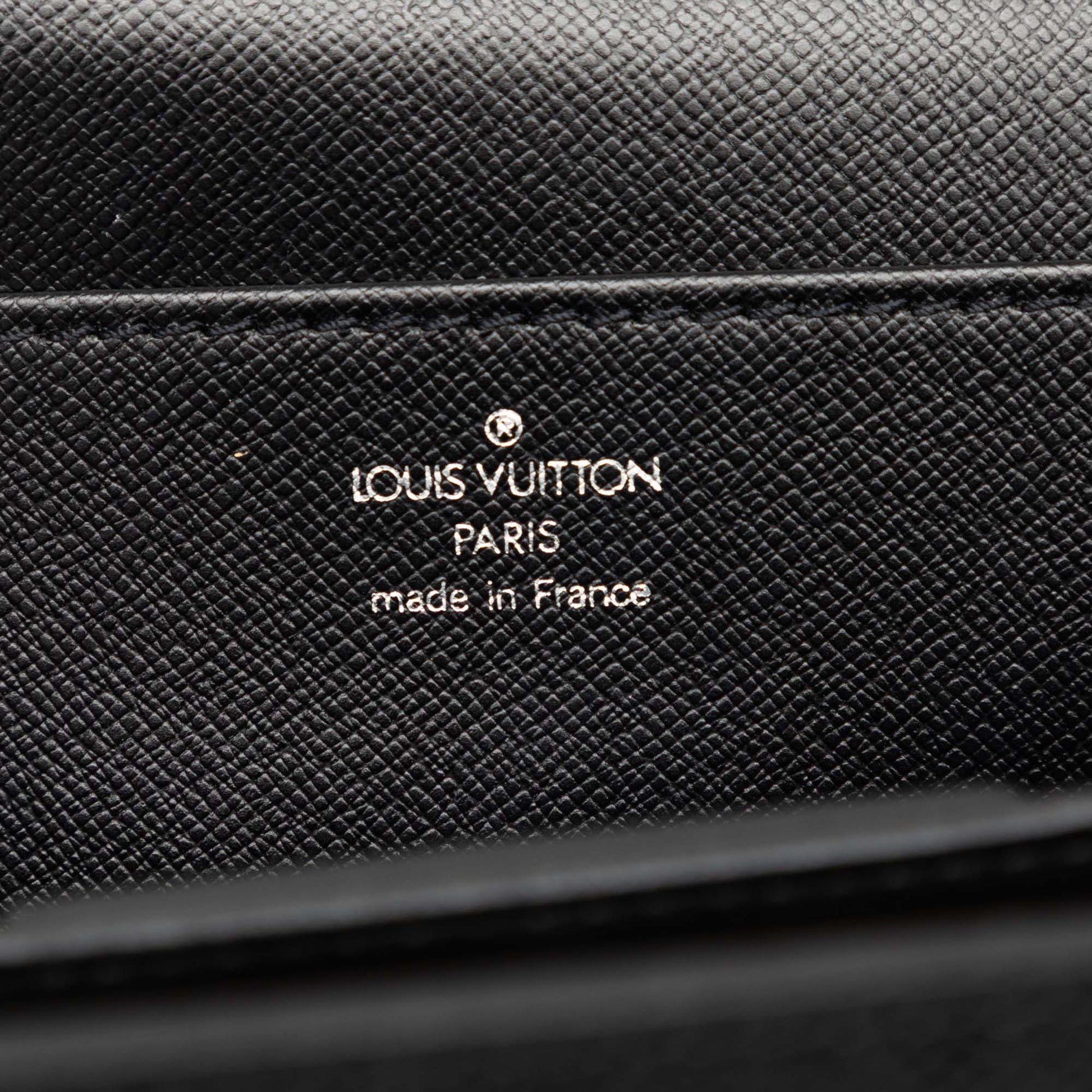 Louis Vuitton Taiga Moskova Briefcase
