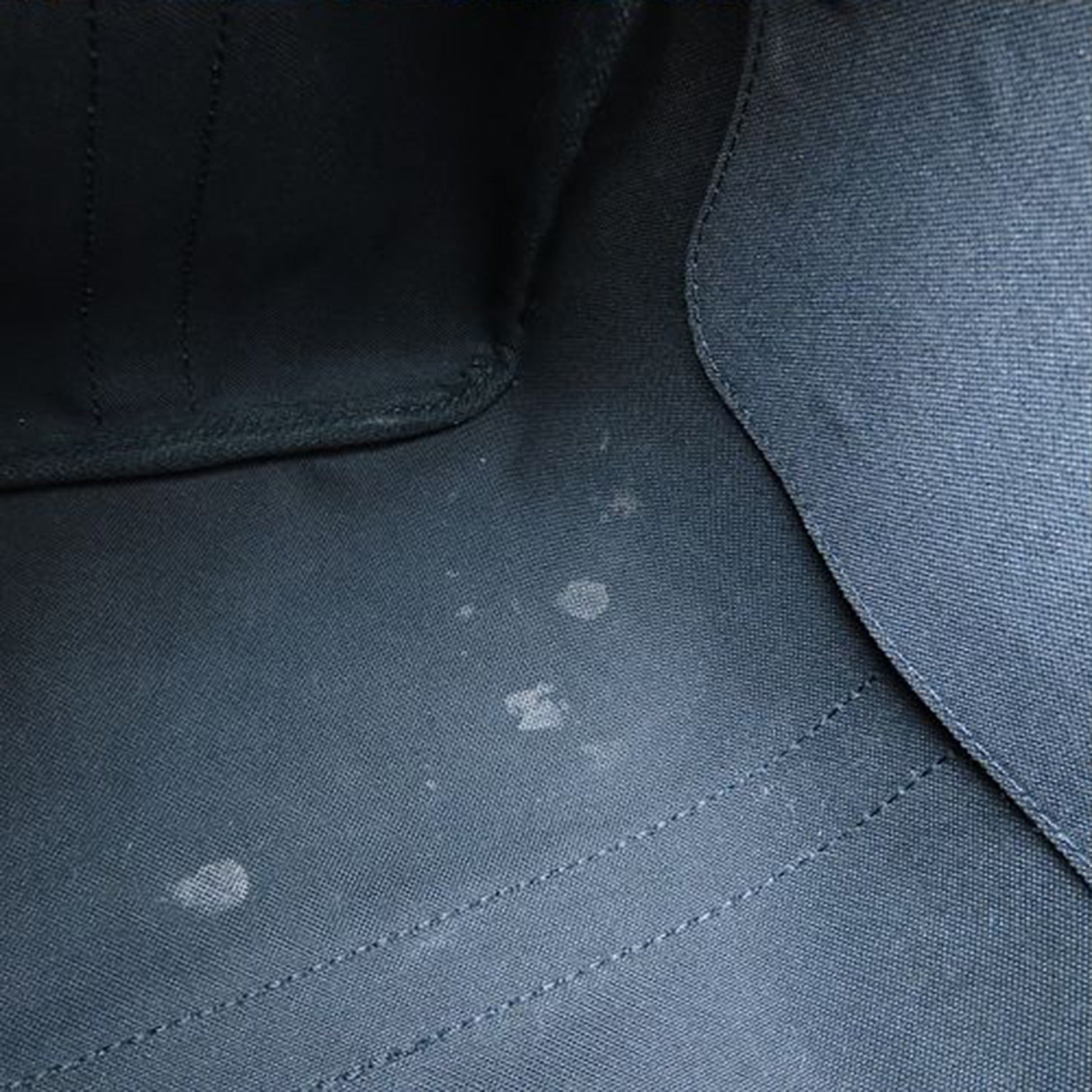 Louis Vuitton Monogram Eclipse Keepall Bandouliere 35