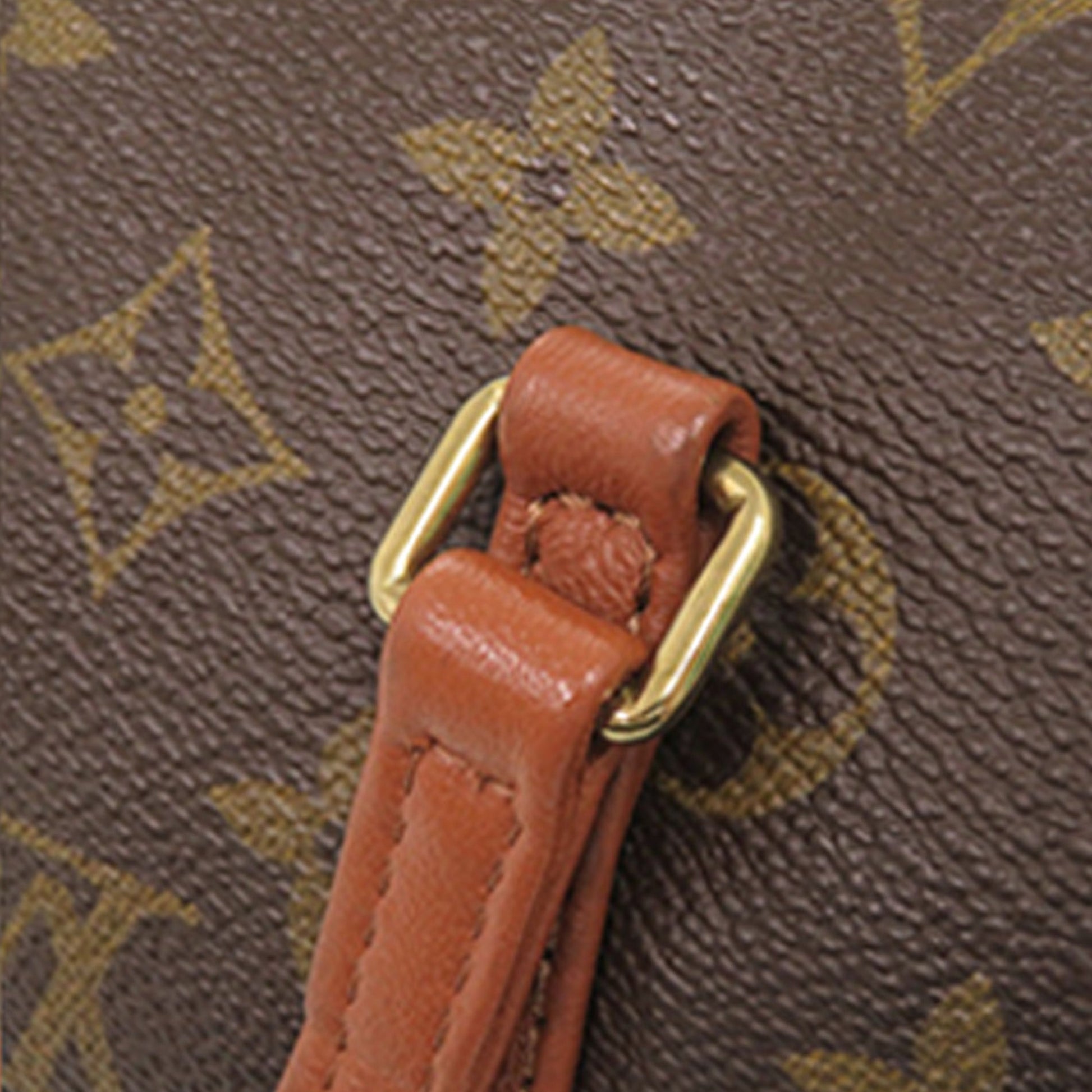 Monogram Papillon 26