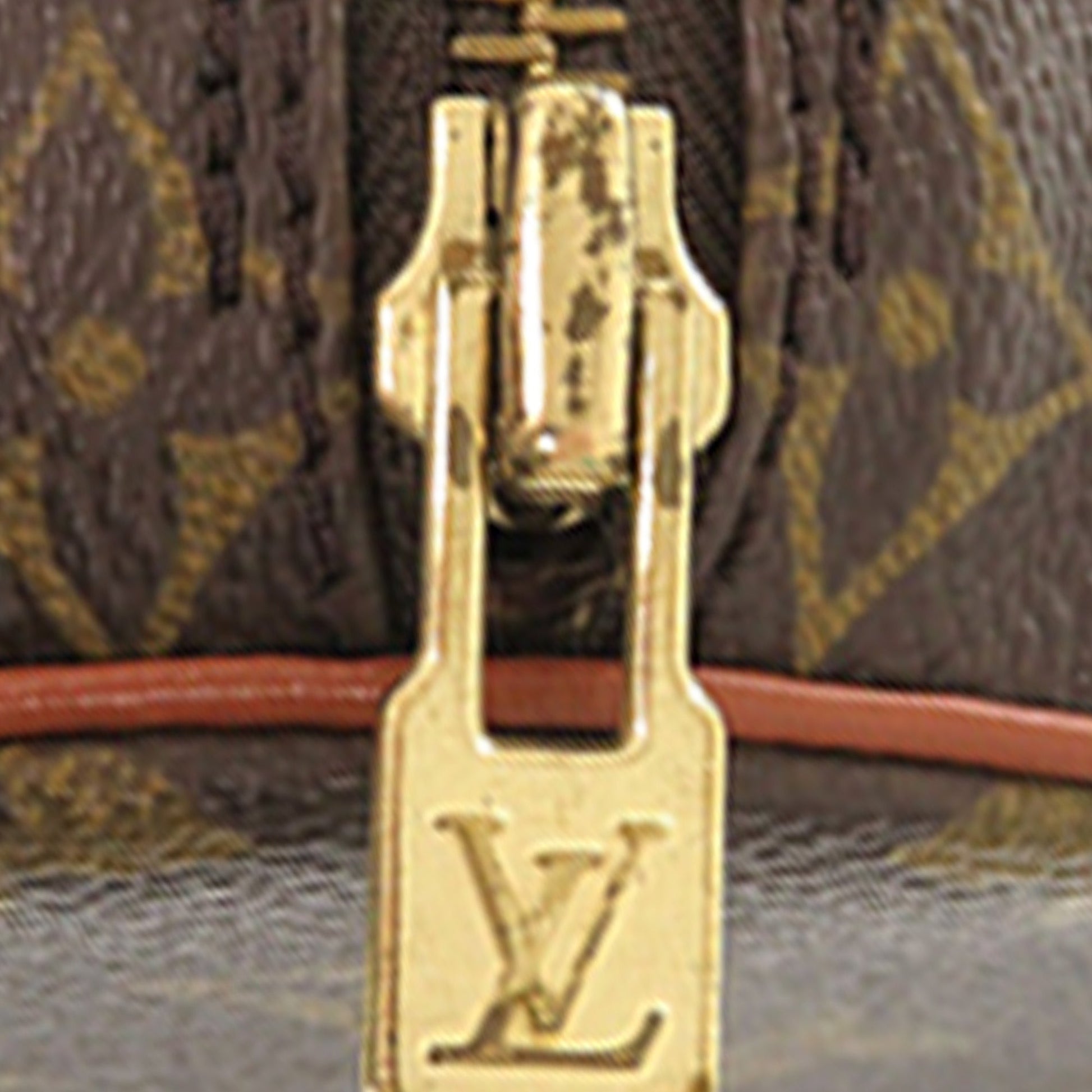 Monogram Papillon 26