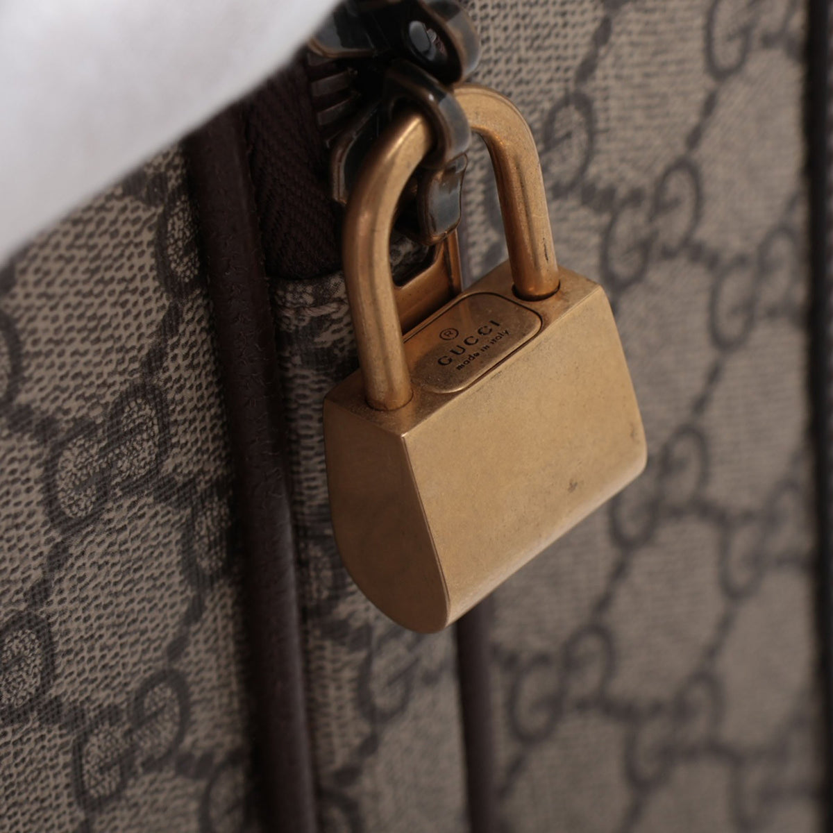 Gucci GG Supreme Web Travel Bag — Beige