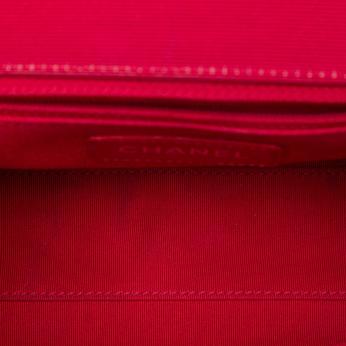 Chanel CC Quilted Crumpled Calfskin and Grosgrain Flap — Red