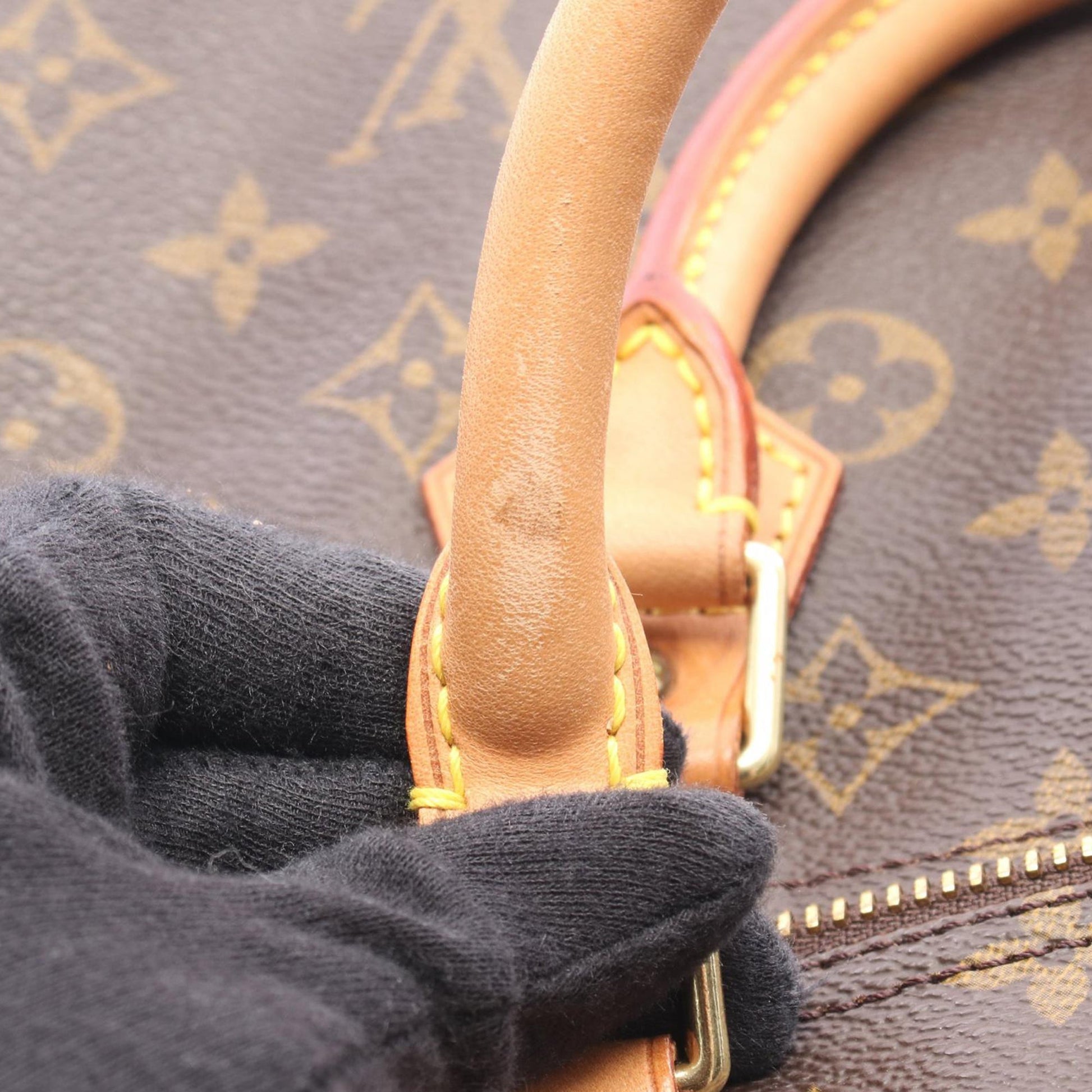 Louis Vuitton Monogram Speedy 40