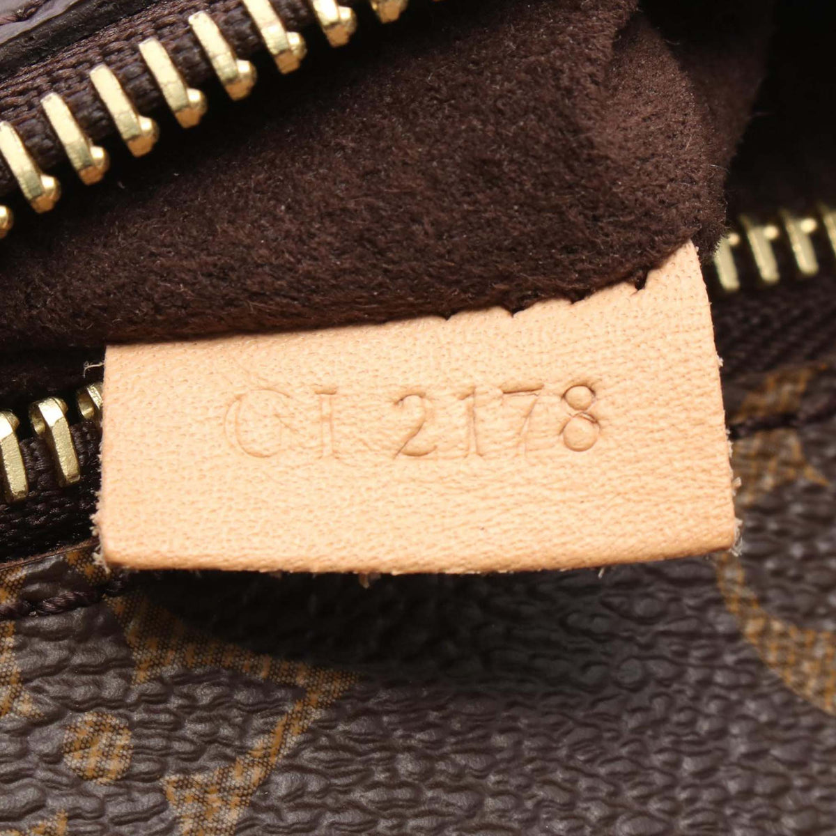 Louis Vuitton Monogram Pochette Metis