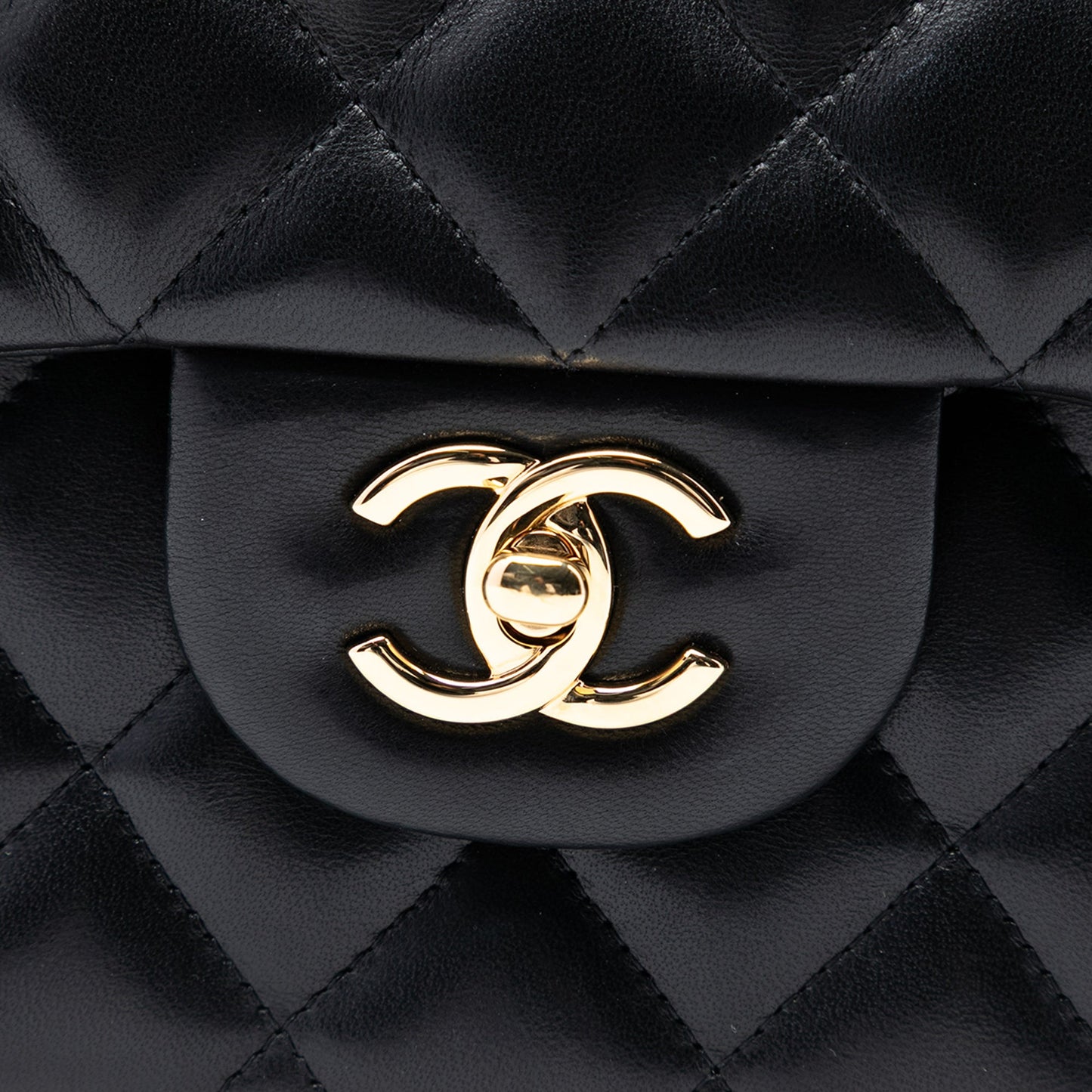 Chanel Jumbo Classic Lambskin Double Flap