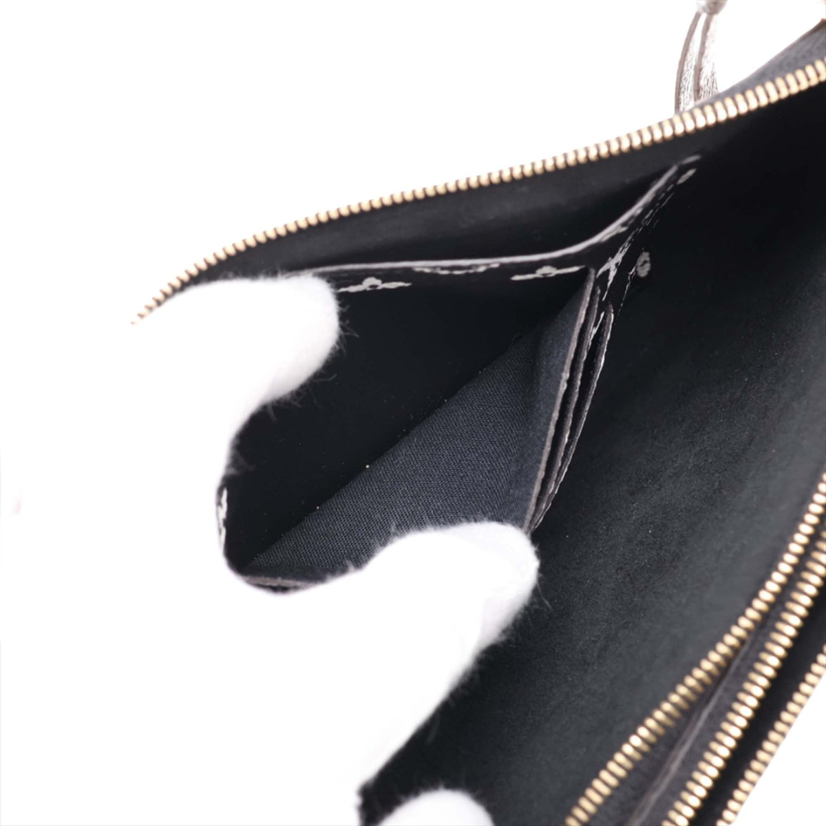 Louis Vuitton Monogram Giant Jungle Double Zip Pochette — Black
